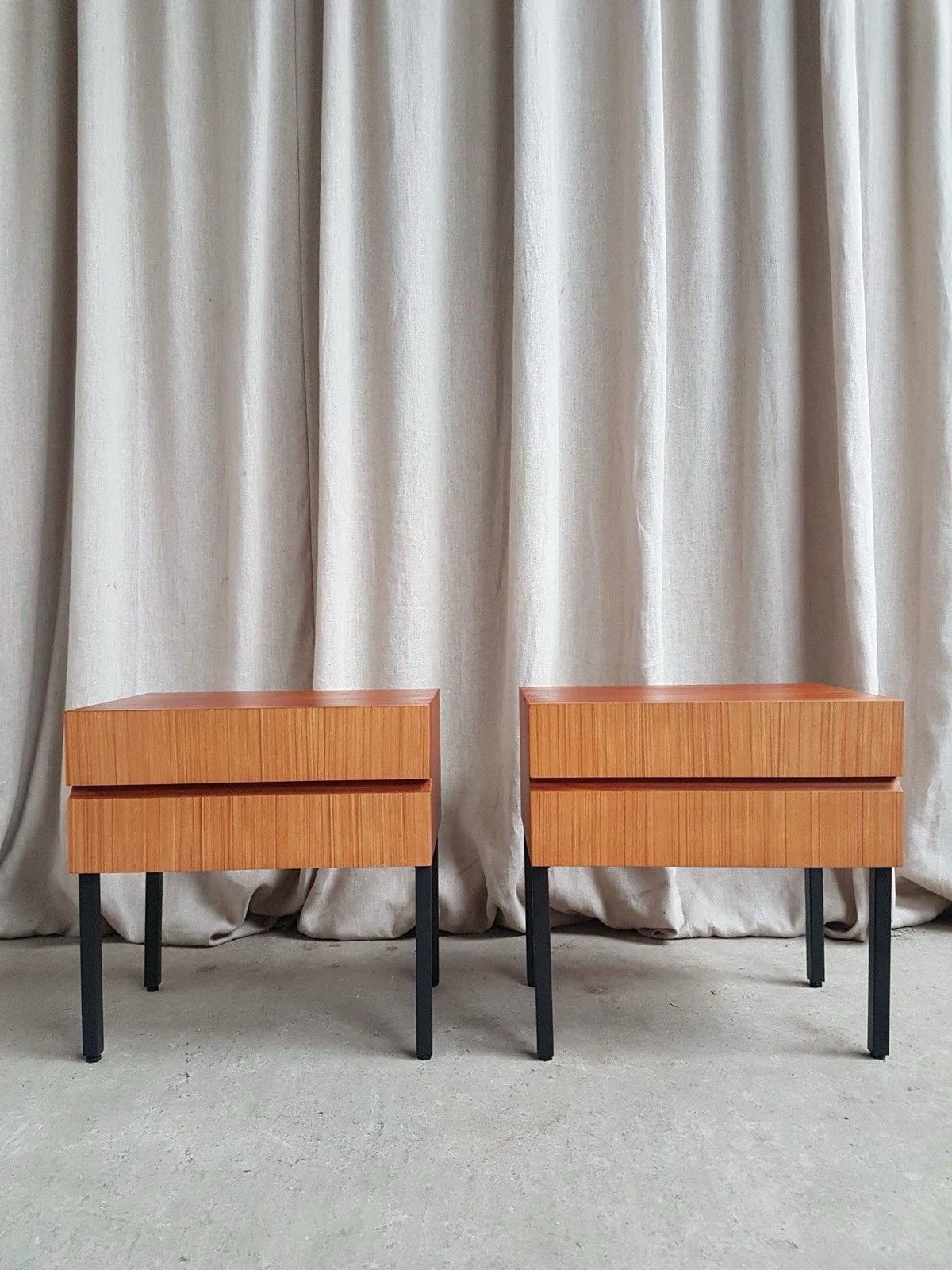 Vtg Pair Of Danish Mid Century Bedside Chest Of Drawers Tables Retro Scandi R889 photo for sale