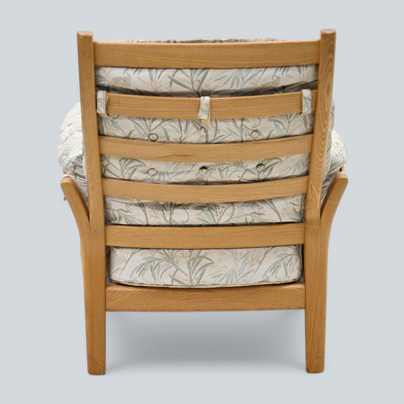 Ercol Saville Easy Chair Armchair Light Finish Ercol's Upholstery Free Delivery* photo vinterior