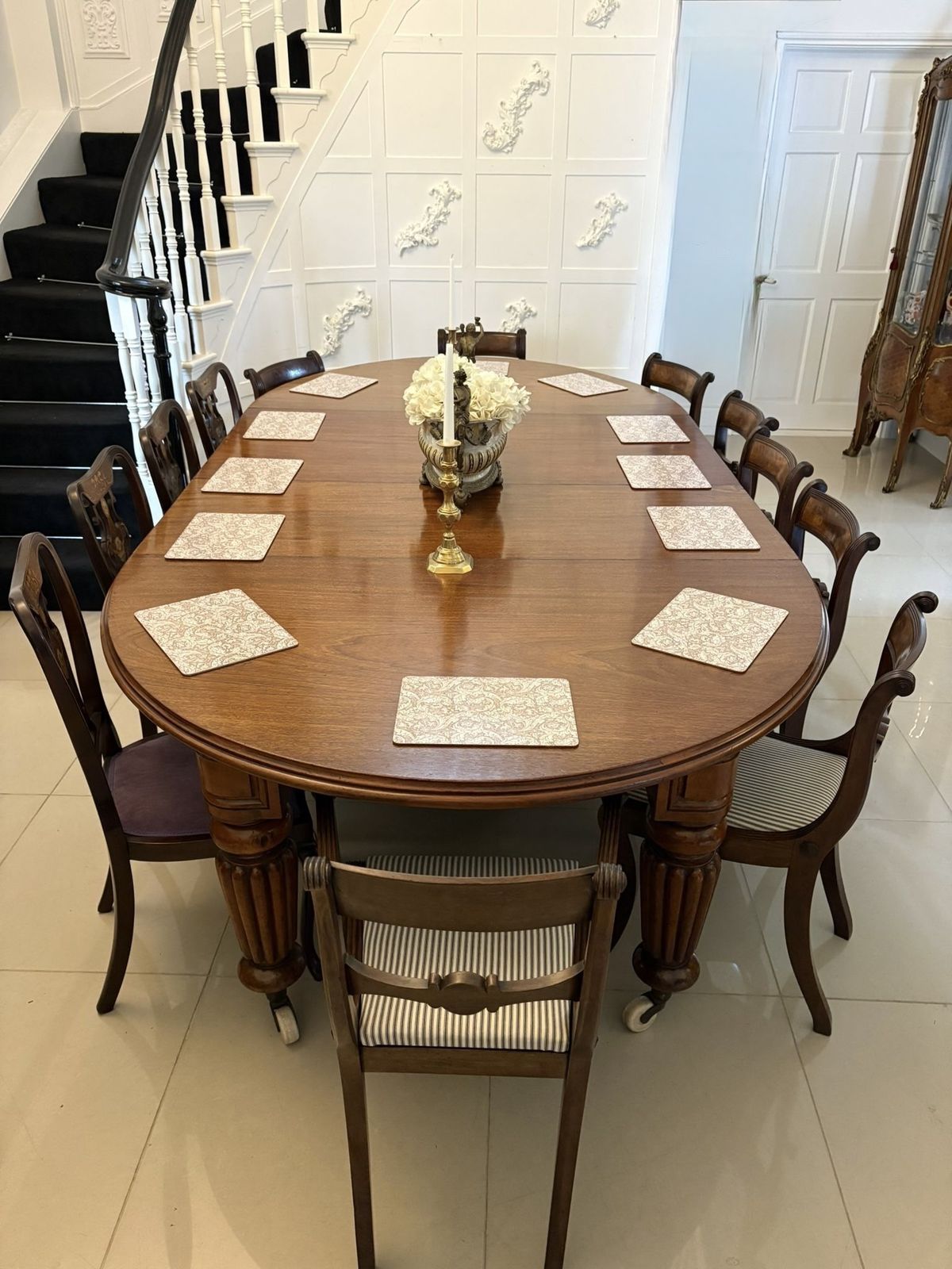 Large 12 Seater Outstanding Quality Antique 19th Century Figured Mahogany Extending Dining Table photo Furniture