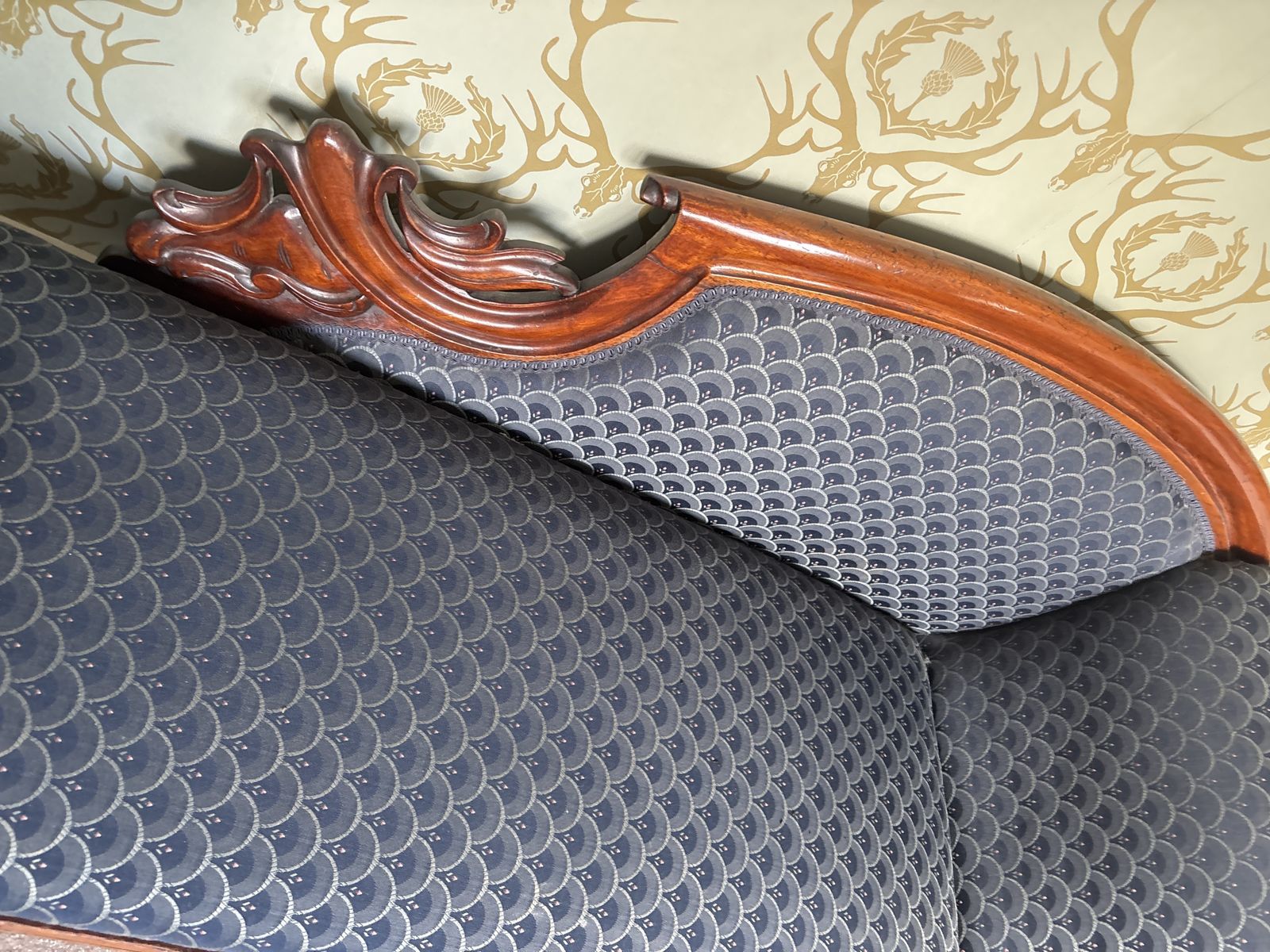 Victorian Mahogany Carved Chaise Longue Receyupholstered photo for sale