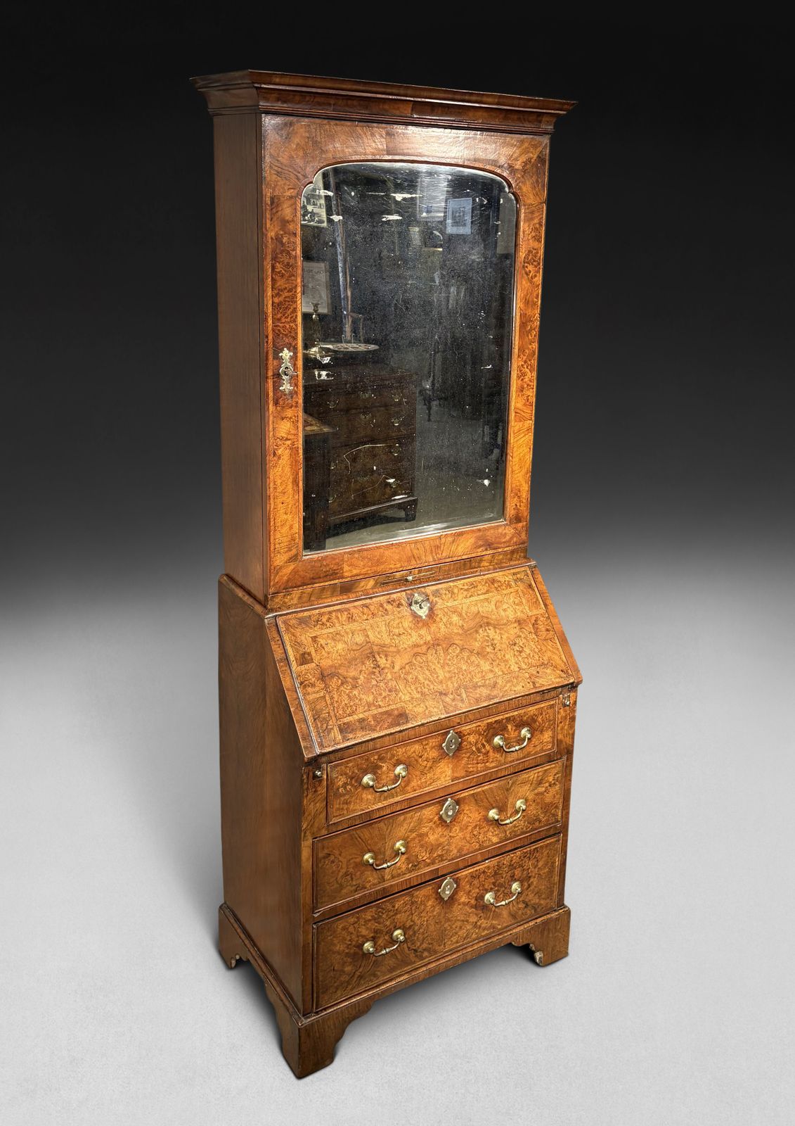 Queen Anne Period Burr Walnut Small Bureau Bookcase photo vinterior