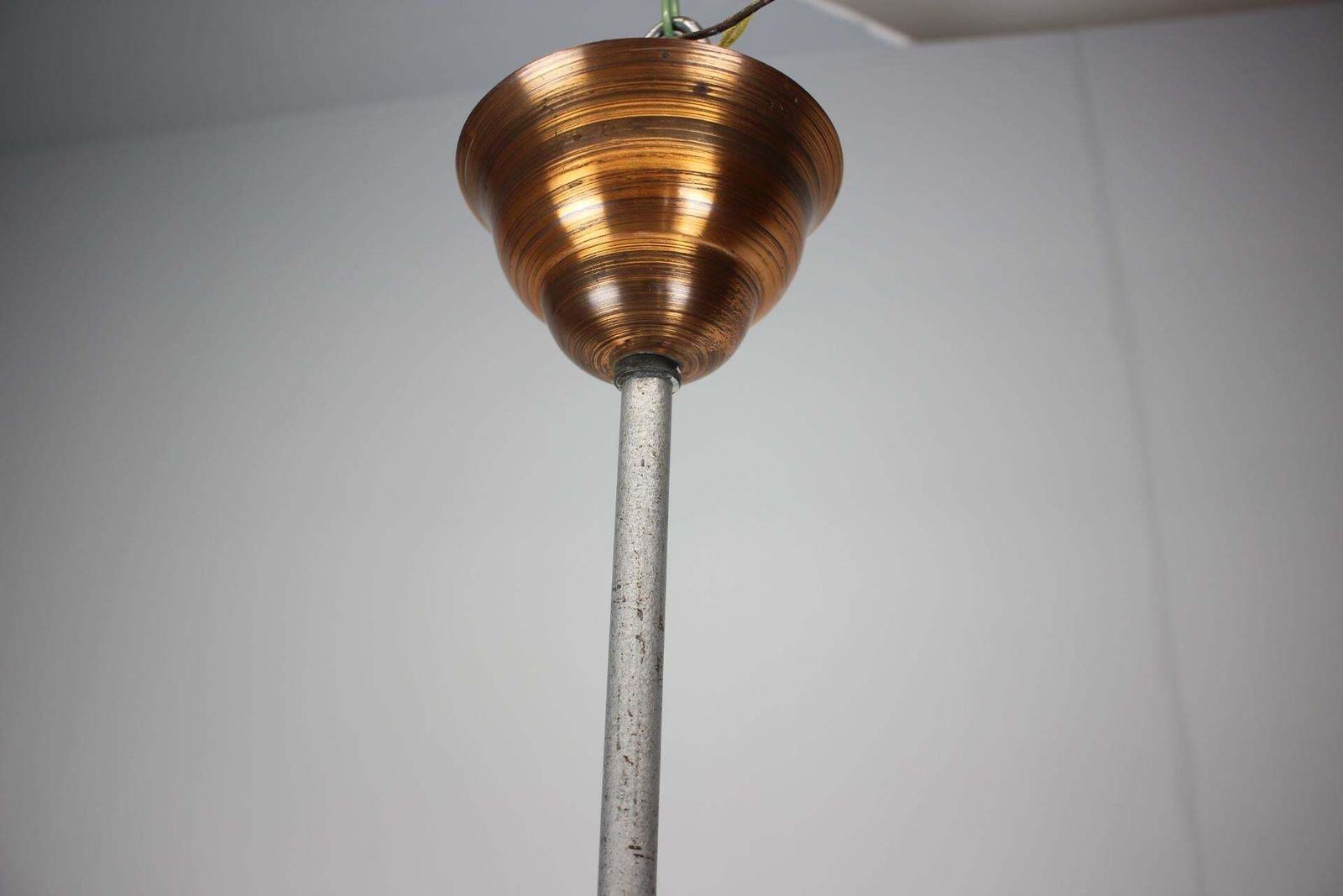 Grande suspension UFO Art déco en cuivre, Tchécoslovaquie, années 1930 photo vinterior