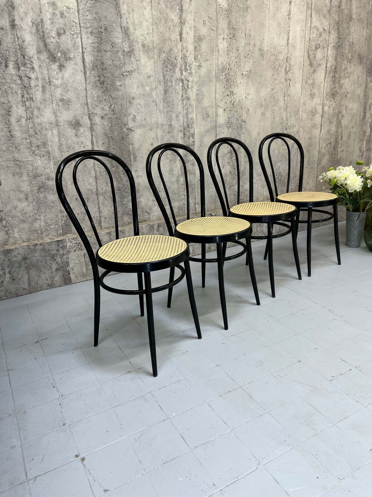 Set Of 4 Black Round Back Black French Bistro Chairs photo furniture