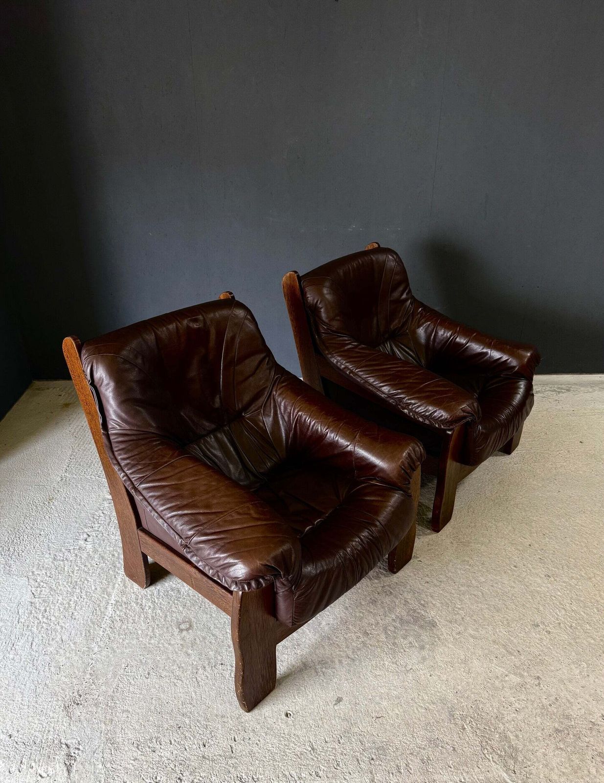 Furniture Brutalist Design Leather & Oak Lounge Chair Set, Belgium 1970's photo