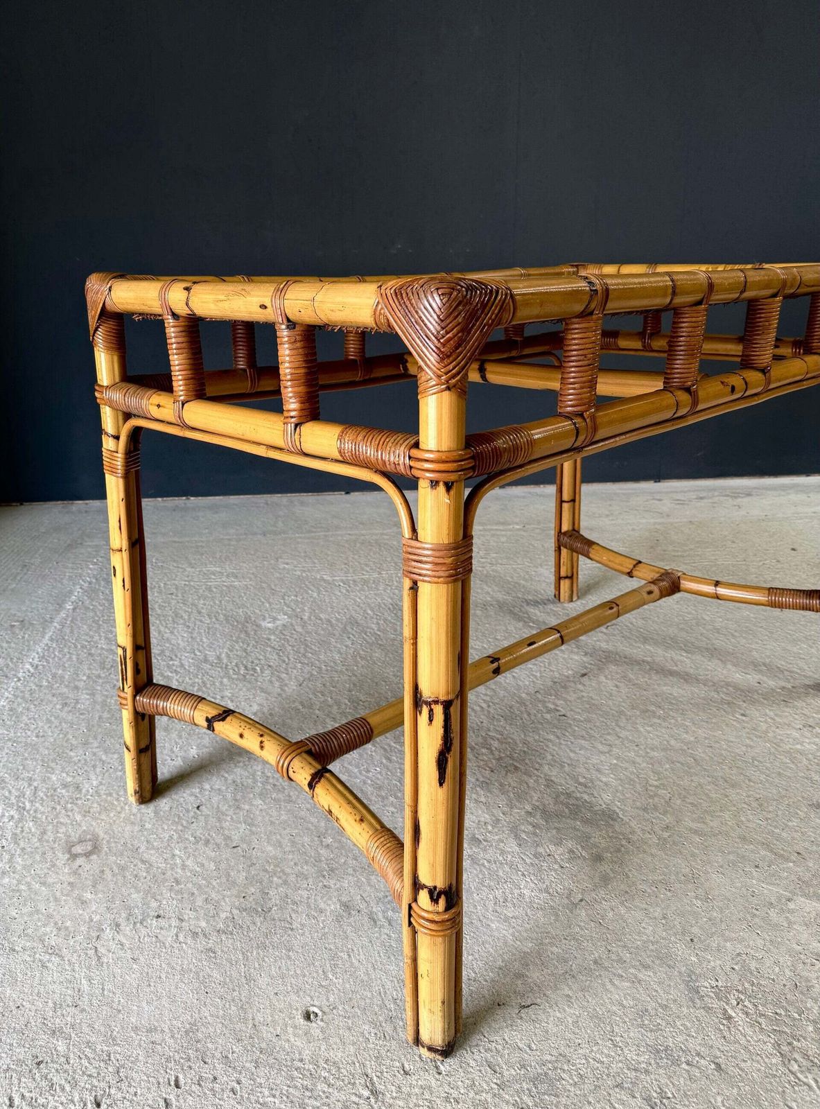 photo furniture Boho Design Bamboo Console Side Table, jaren 1960, Italië