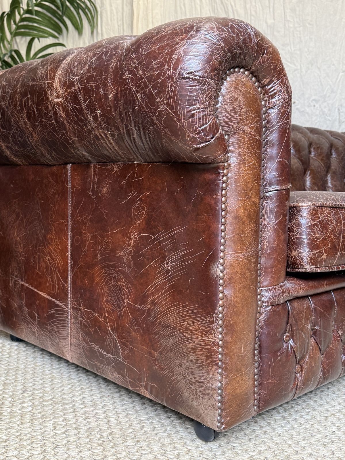 Cracked Faux Leather Upholstered 3 Seater Chesterfield Sofa photo 1390.0