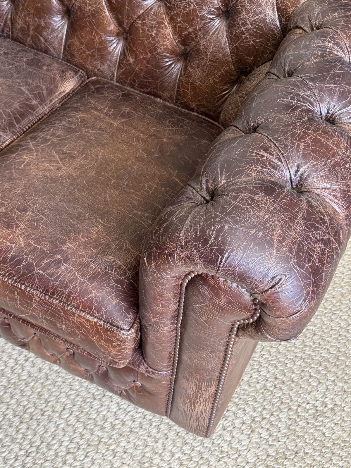 1390.0 Cracked Faux Leather Upholstered 3 Seater Chesterfield Sofa photo