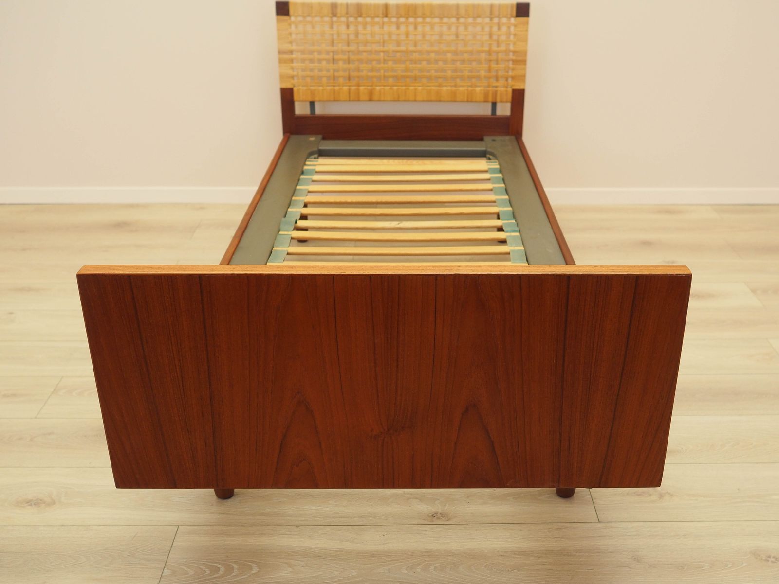 Teak Bed, Danish Design, 1960s, Designer: Hans J. Wegner, Manufacturer: Getama photo Furniture