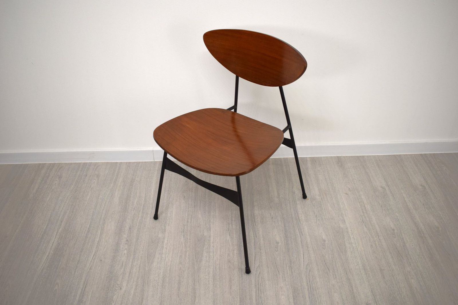 1558.0 Chairs In Iron And Bentwood, 1950s, Set Of 4 photo