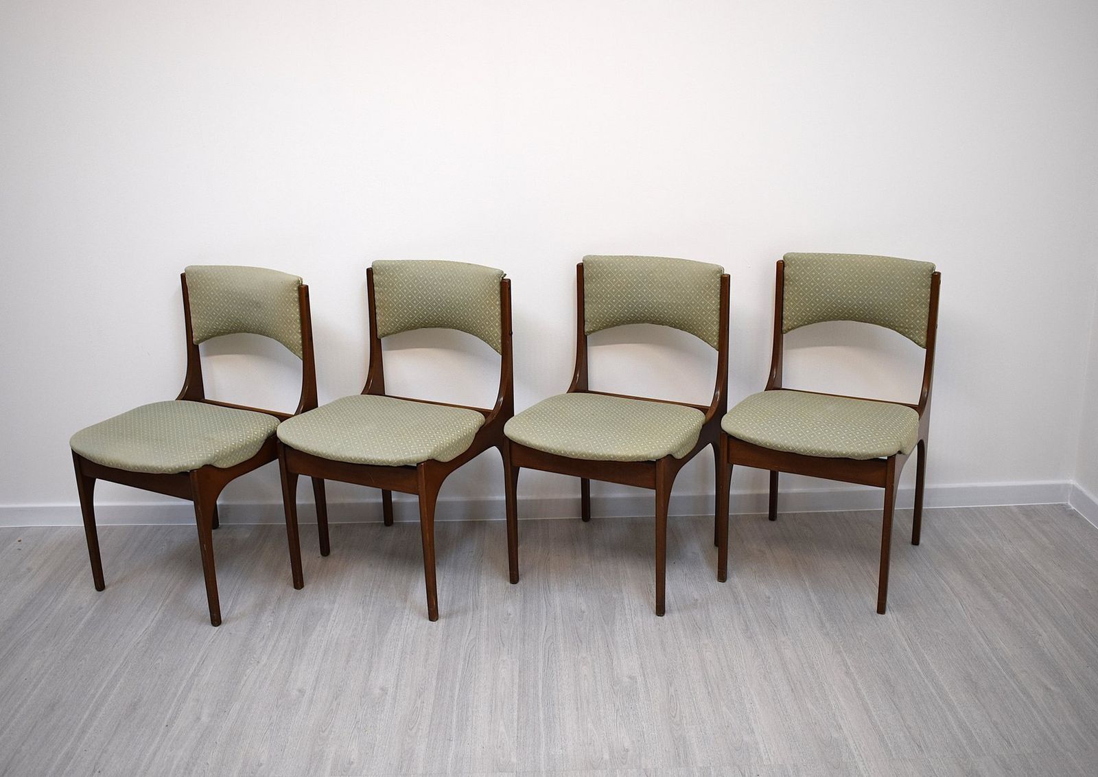 Beatrice Chairs By Giuseppe Gibelli For Sormani, 1970, Set Of 4 photo furniture