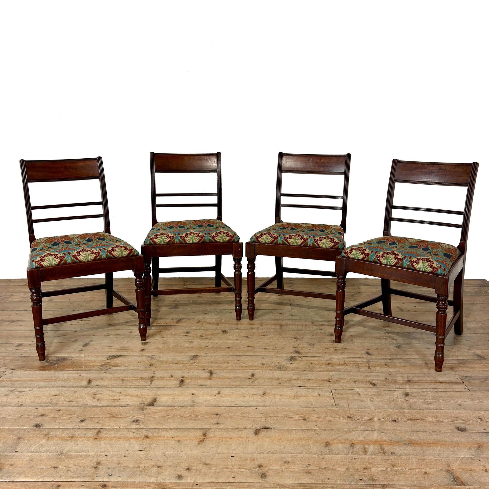Antique Mahogany Dining Chairs | Kitchen Chairs | Dining Chairs | Oak Antiques | Farmhouse Seating