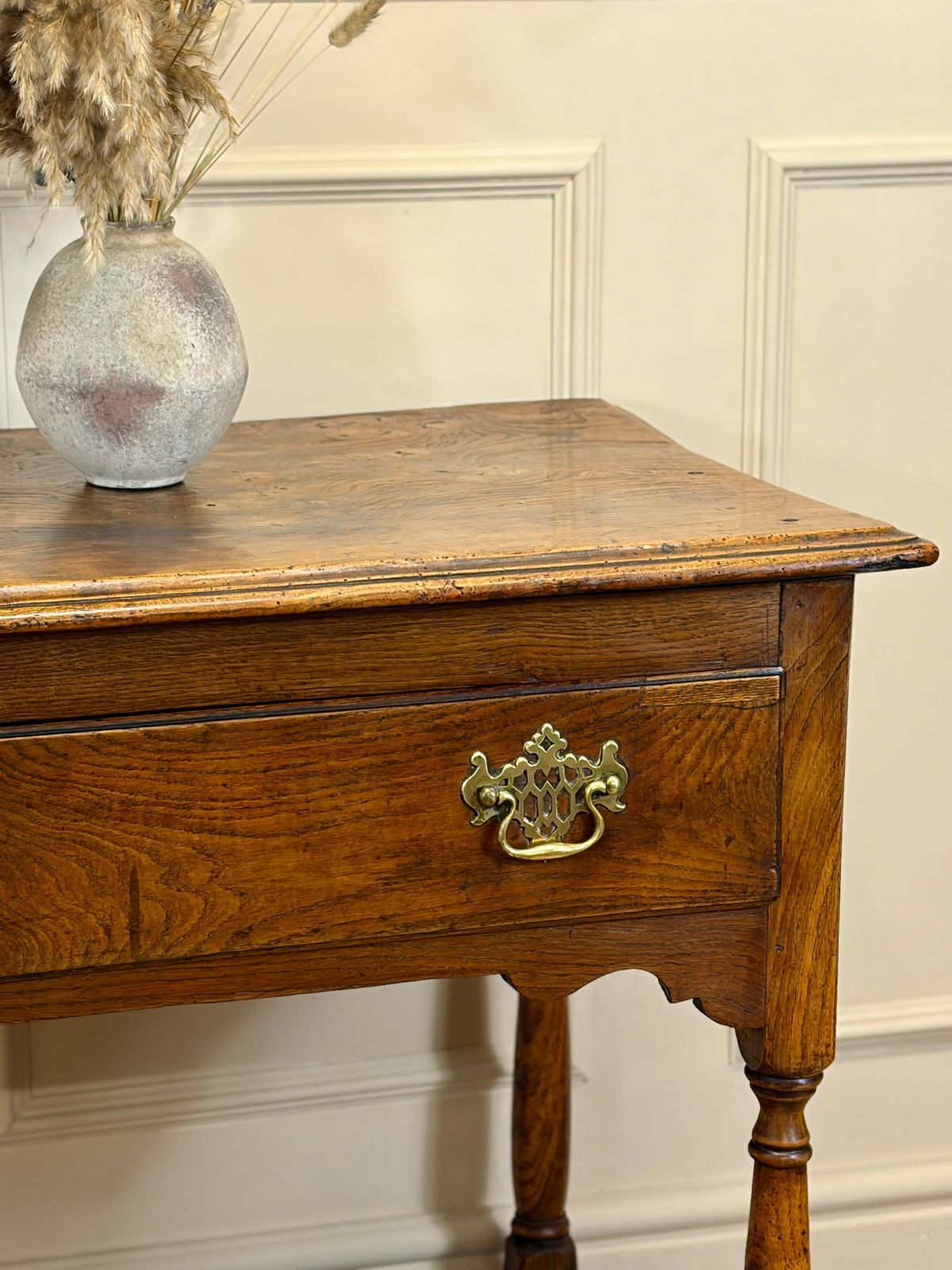 photo furniture Antique Country Burr Elm Side Table With Frieze Drawer