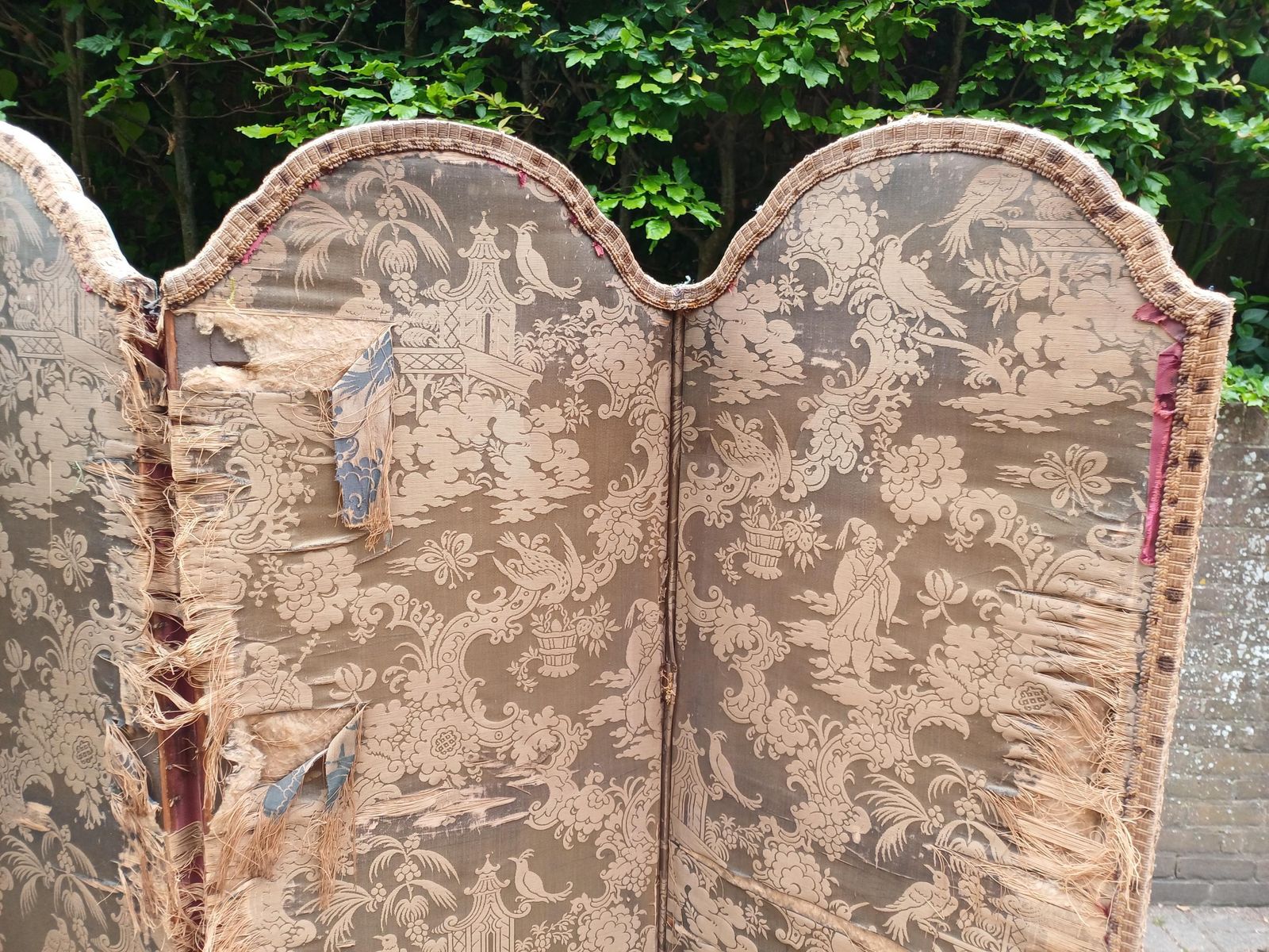Antique Victorian Chinoiserie Folding Screen Room Divider Bohemian Vanity Screen Oriental Fabric Panels Free Hand Delivery photo Home Decor