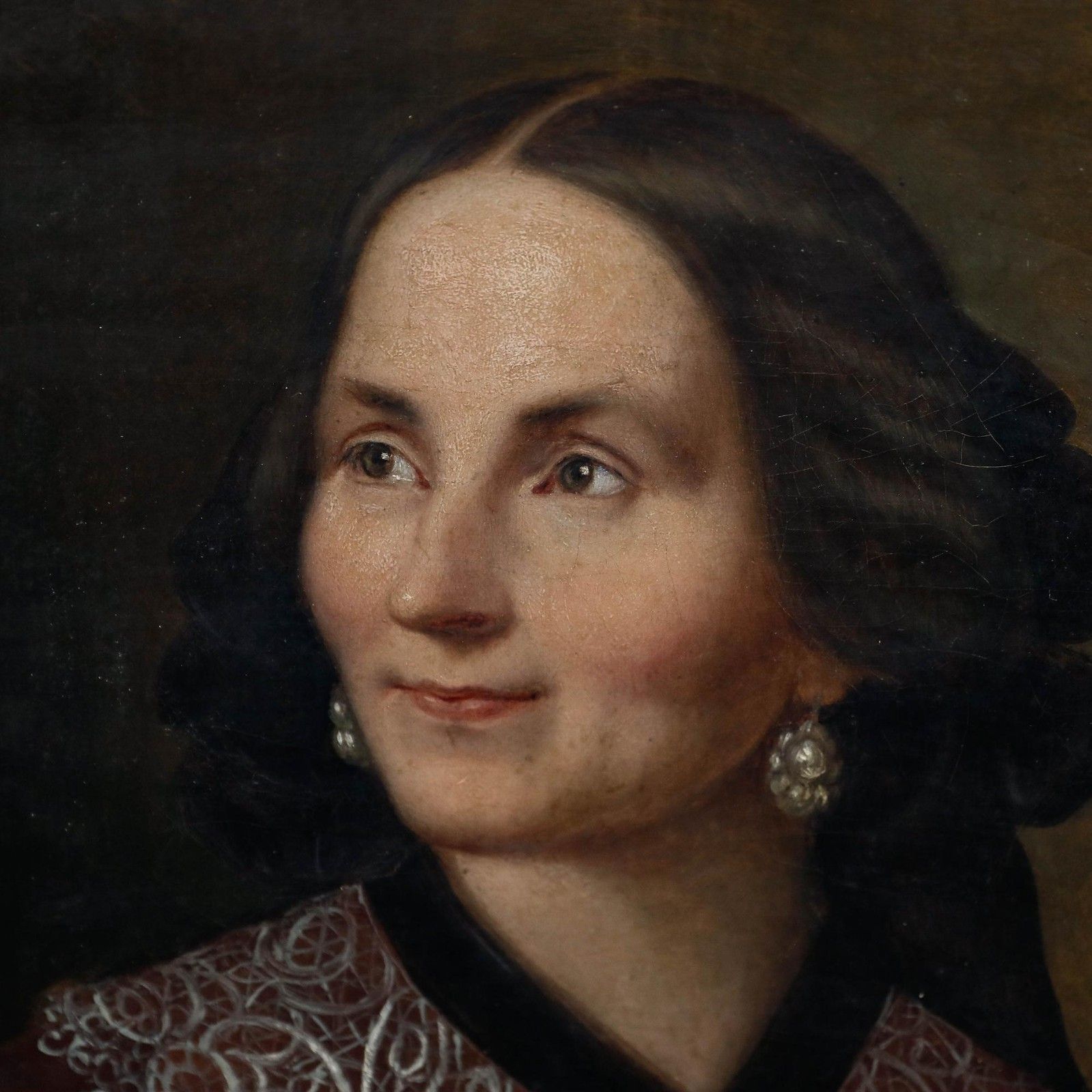Biedermeier Mid 19th Century Oil Portrait Of A Smiling Lady photo vinterior