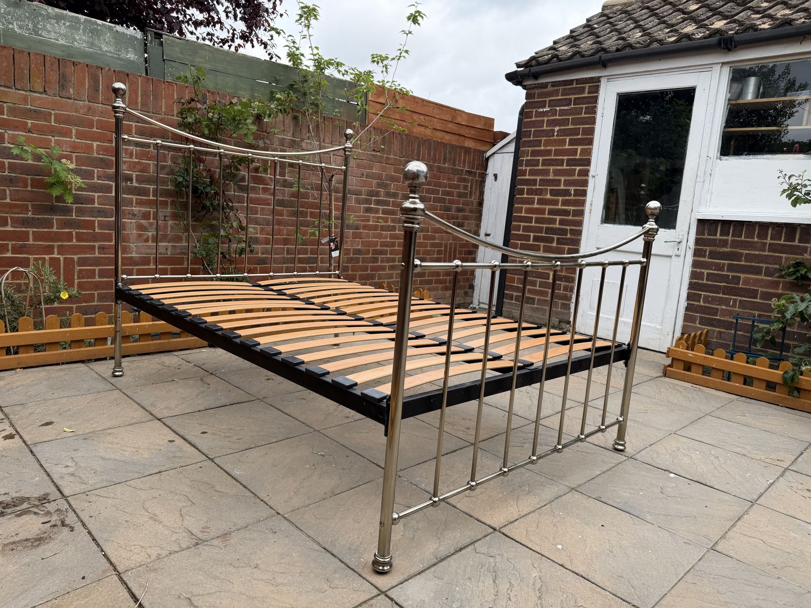 photo buy Elegant & Premium Quality “The Original Bed Co” Kendal Nickel Double Size Frame   Good Condition, Rrp £1,500