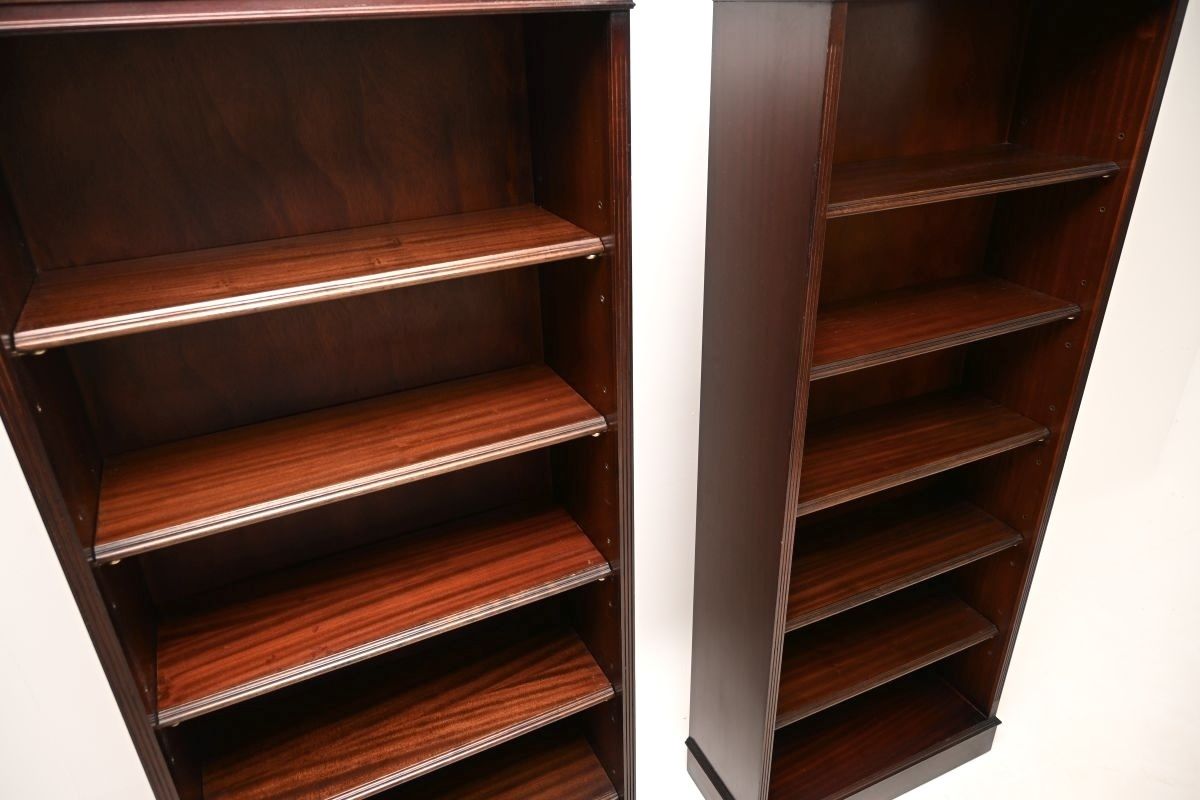 photo furniture Pair Of Antique Georgian Style Mahogany Open Bookcases