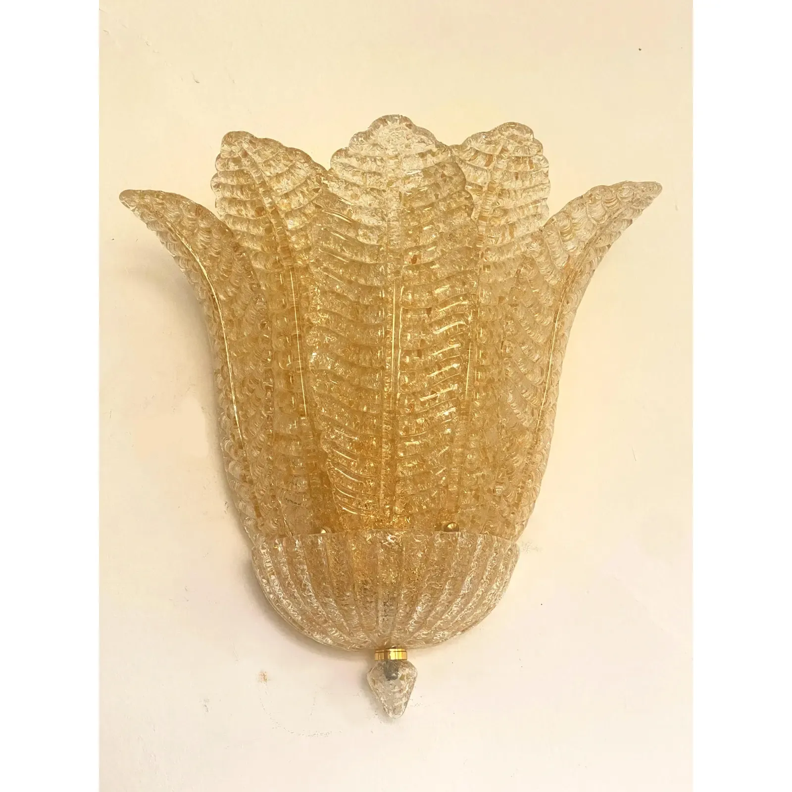 Set Of Four Venetian Gold Graniglia “Leaf” Murano Glass Wall Sconces. photo for sale