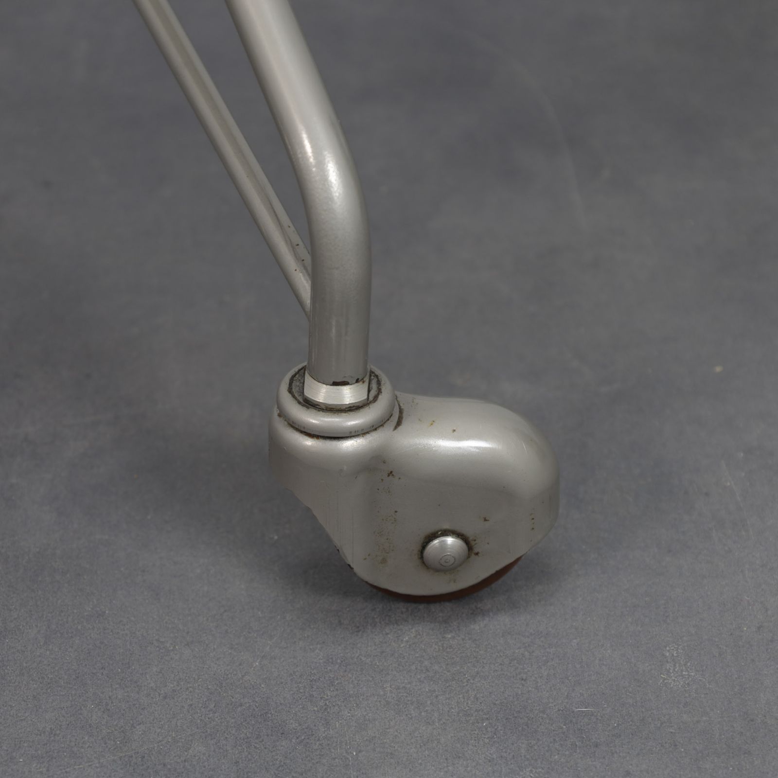 Arne Jacobsen Model 3217 Office Chair For Fritz Hansen, First Edition, 1950s photo vintage