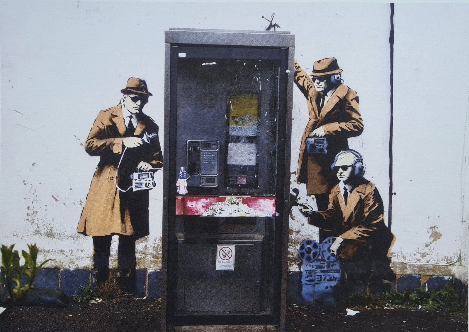 Banksy * Spy Booth * 65 X 50 Cm * Lithografie * Kunstdruck * Limitiert # 95/500 photo furniture