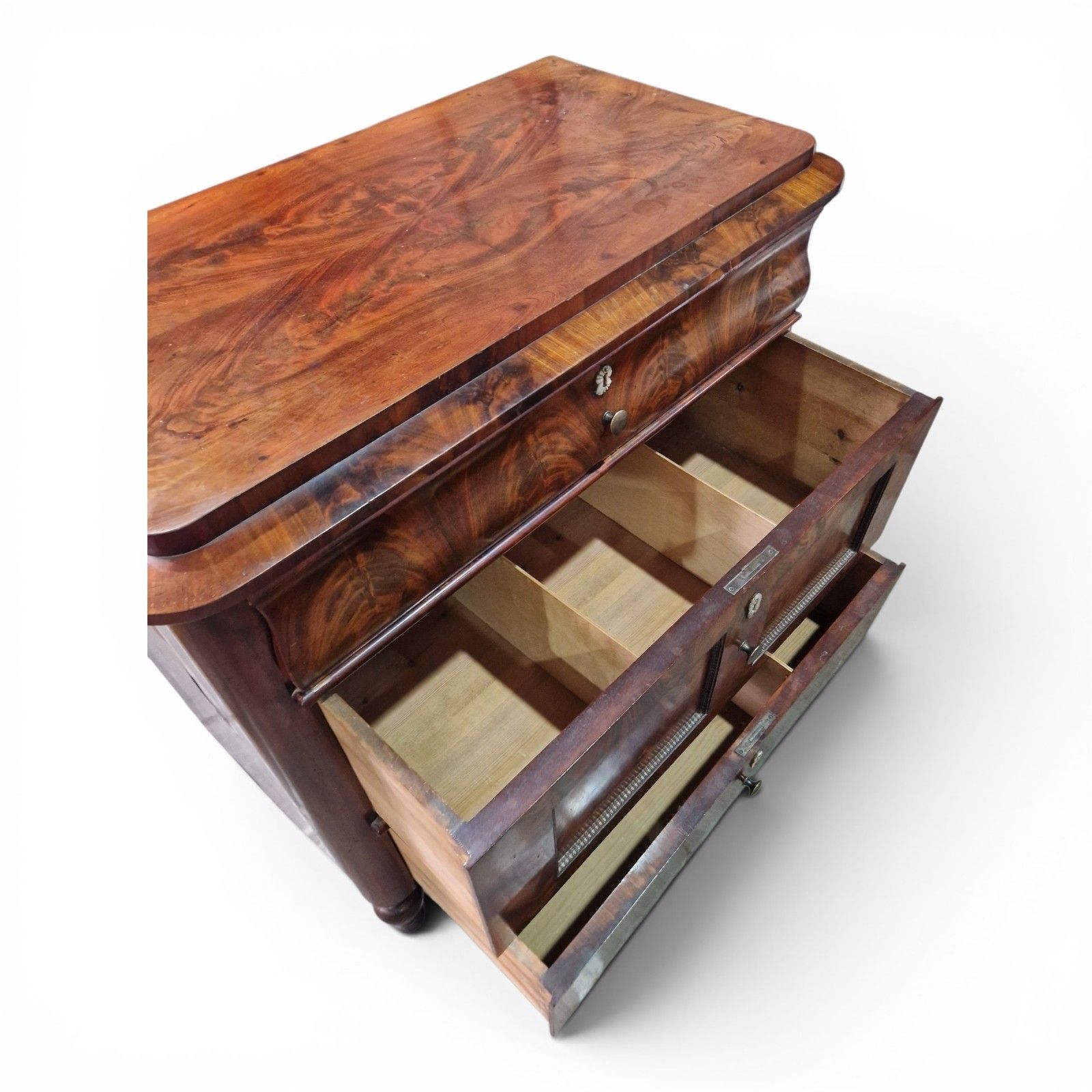 350.0 Antique Continental Flame Mahogany Chest Of 3 Drawers Biedermeier Style photo