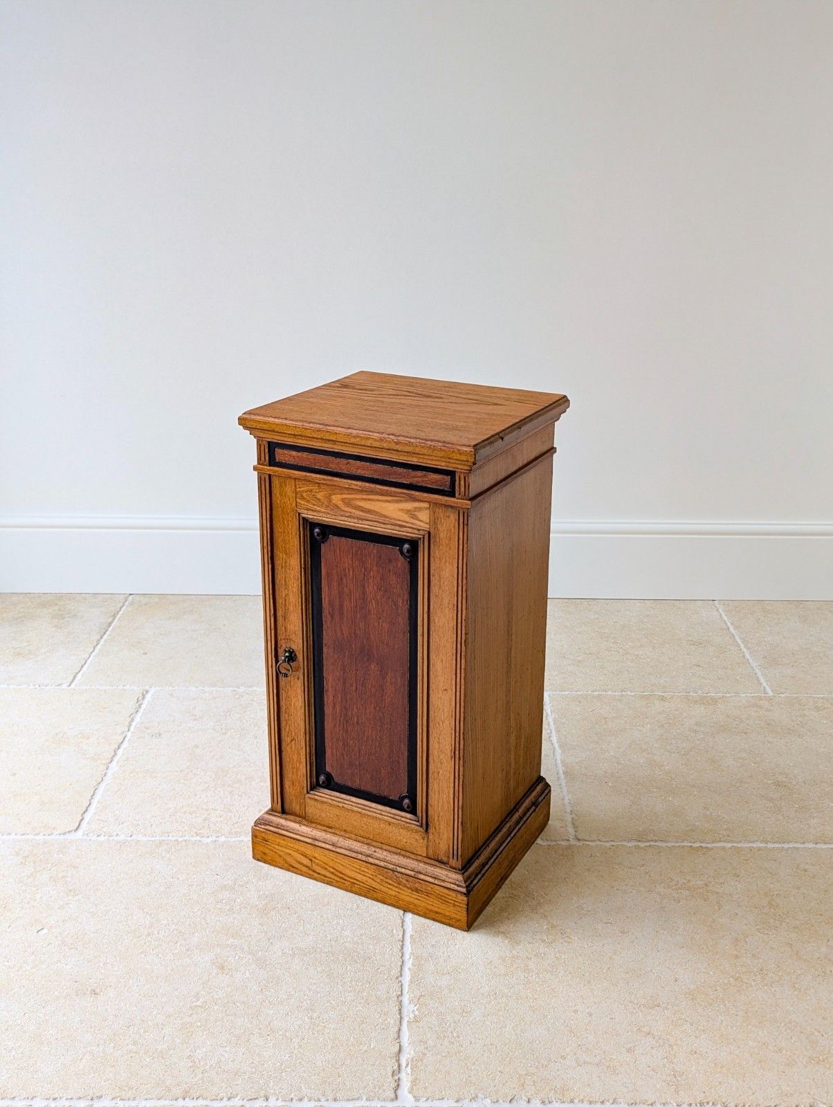 Antique Victorian Oak Aesthetic Movement Bedside Cabinet C.1890 photo buy