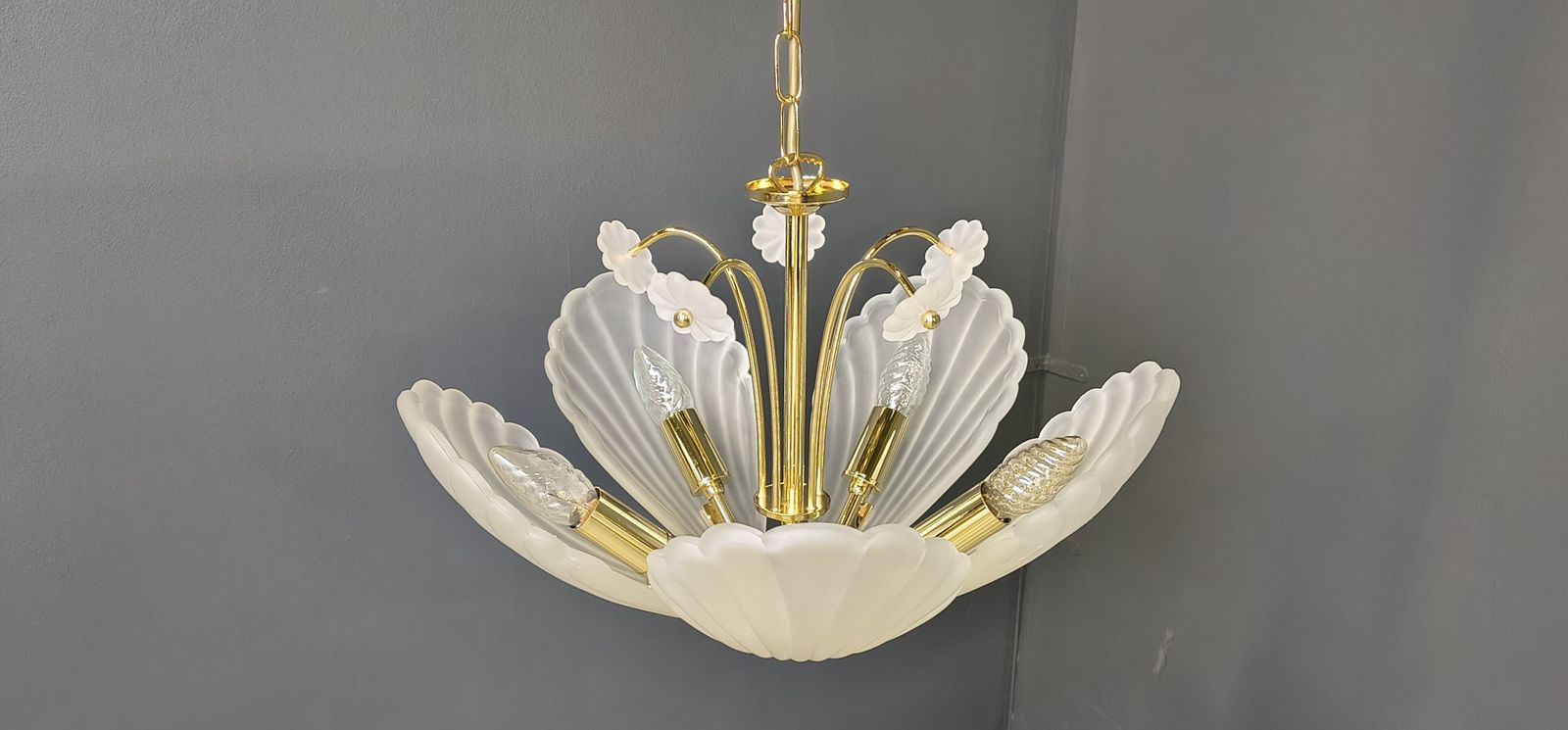 photo vintage Vintage Italian Glass And Brass Chandelier, 1970s