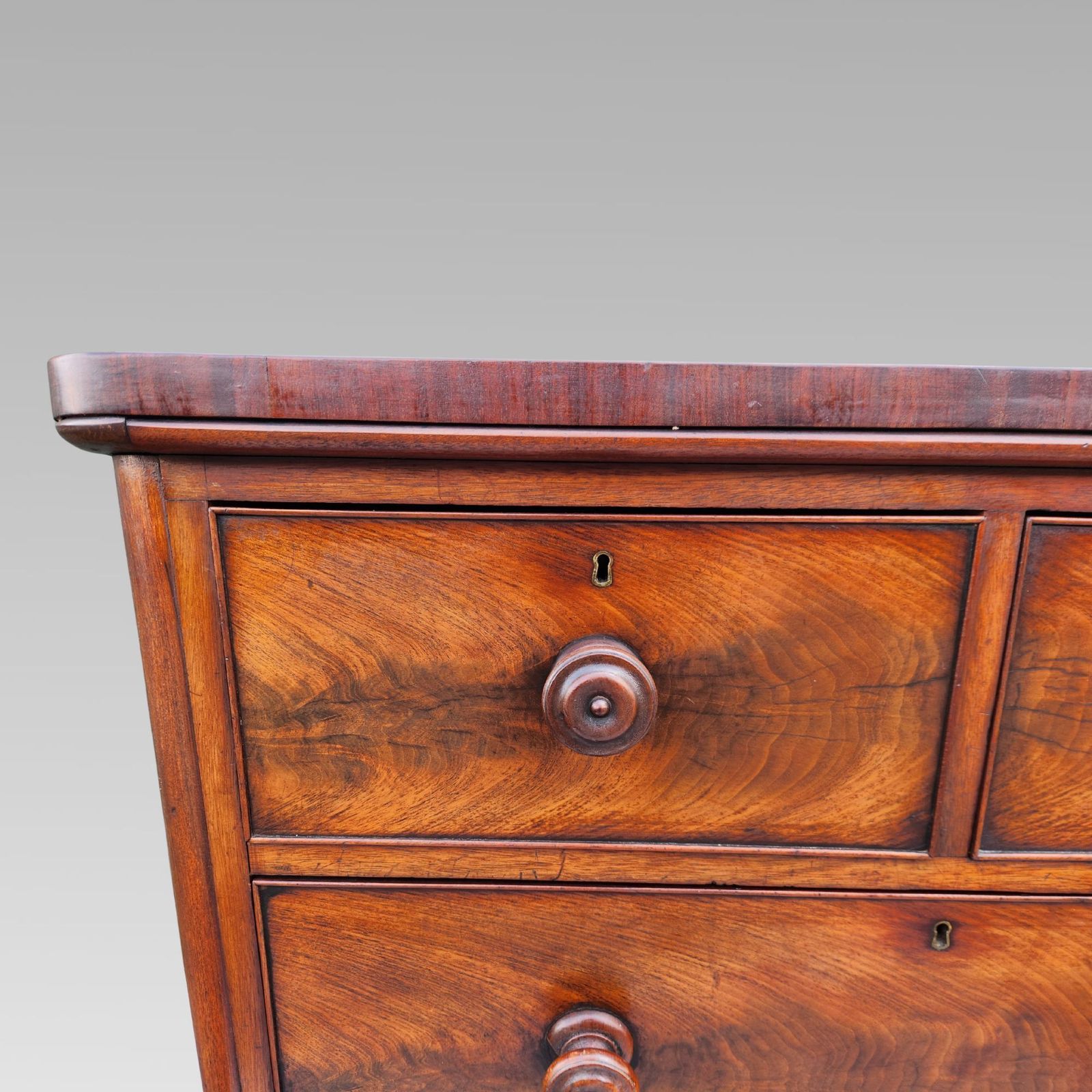 Fabulous Victorian Mahogany Chest Of Drawers W/ Turned Knob Handles photo buy