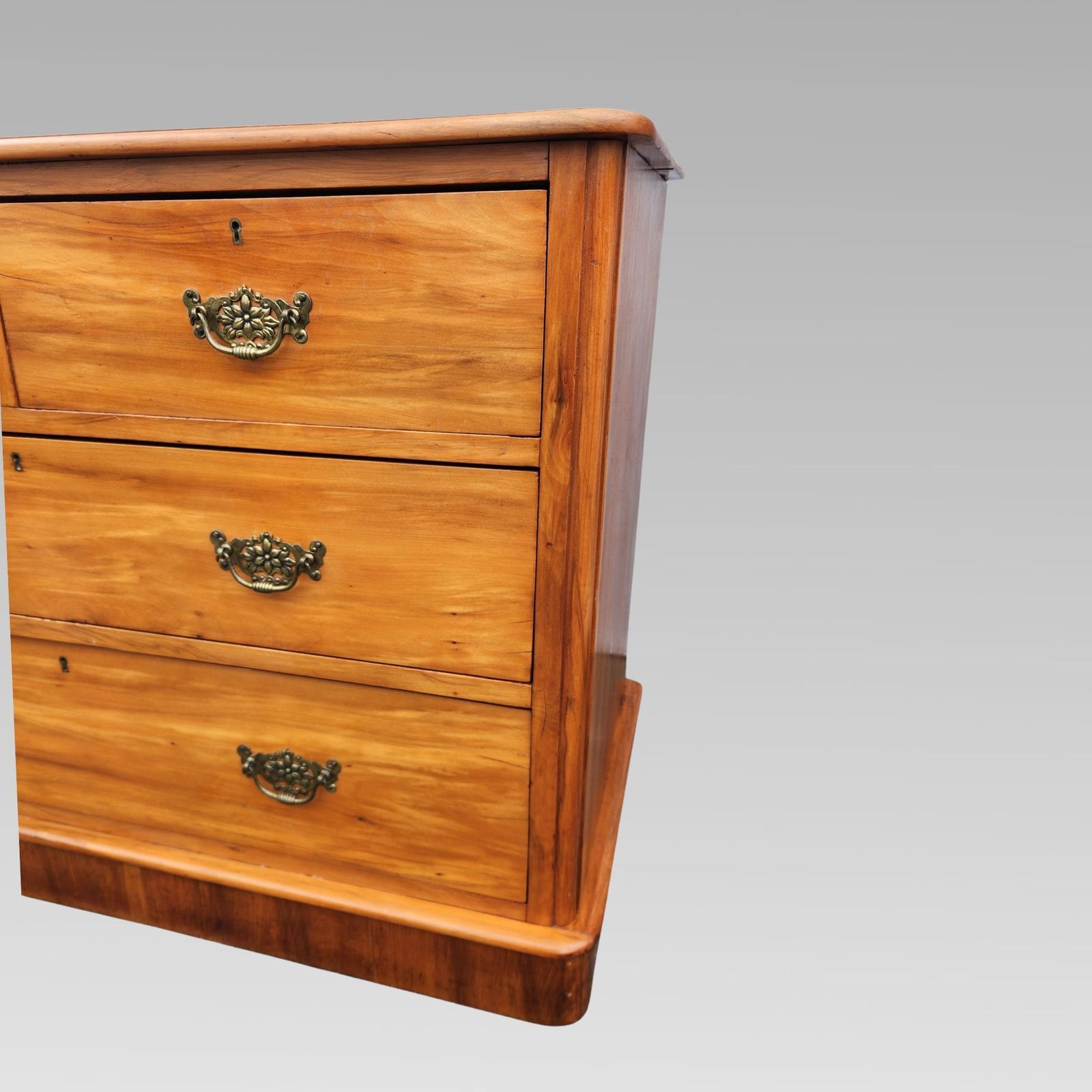 Fabulous Condition Edwardian Satinwood Chest Of Drawers Original Handles photo 650.0