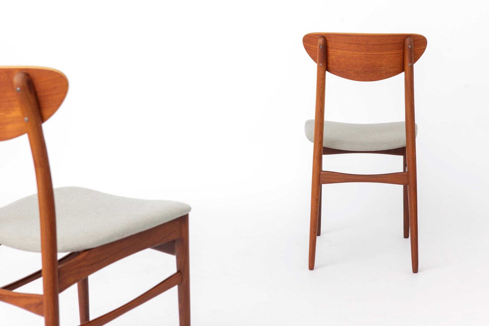 Vintage Danish Teak Dining Chairs, Set Of 4, 1960s Scandinavian Mid Century Chairs, Newly Upholstered Light Gray Seats, Denmark photo buy