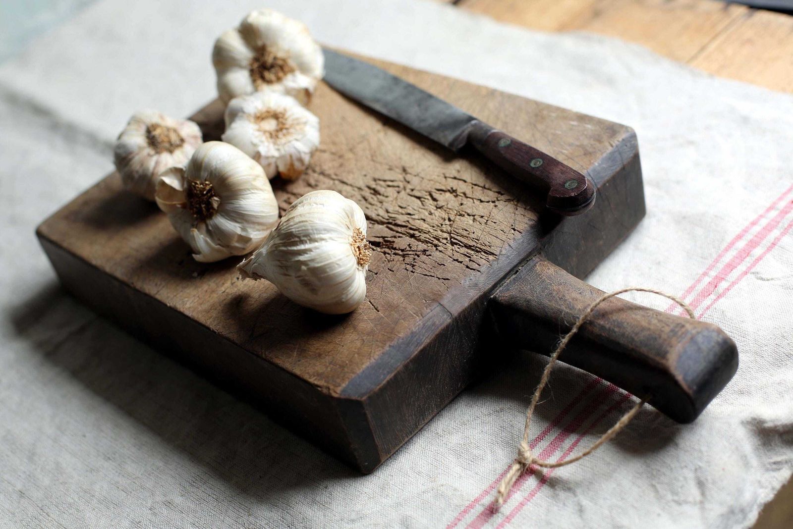 Large French Butchers Block Antique Bread Board Chunky Wooden Primitive Cutting Board photo vinterior