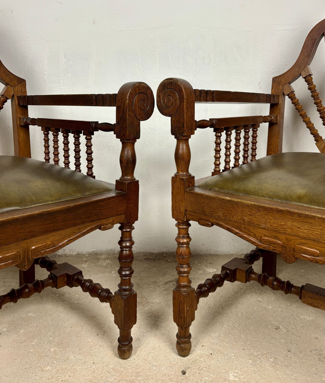 Pair Of Spanish Revival Armchairs With Carved Crest, Early 20th Century photo vintage
