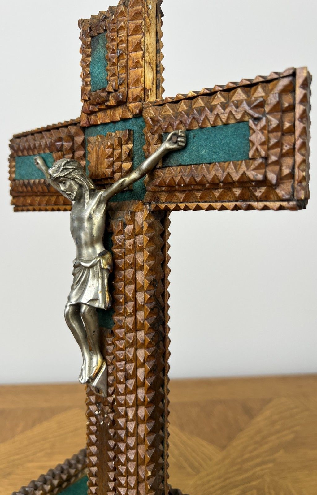 Crucifix Vintage French Style Walnut Religious Cross Metal Figurine Lot 6051 photo for sale