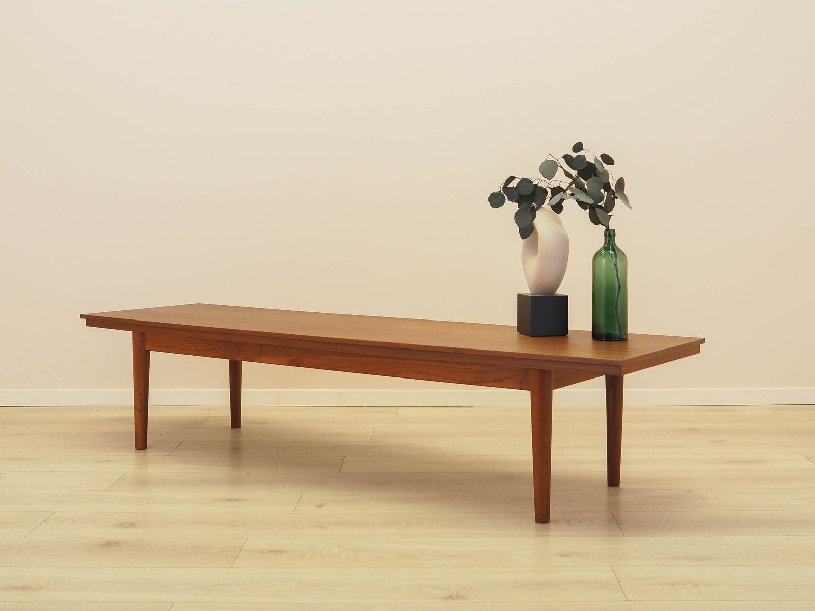 Lowboard, Deens design, jaren 1970, gemaakt in Denemarken photo for sale