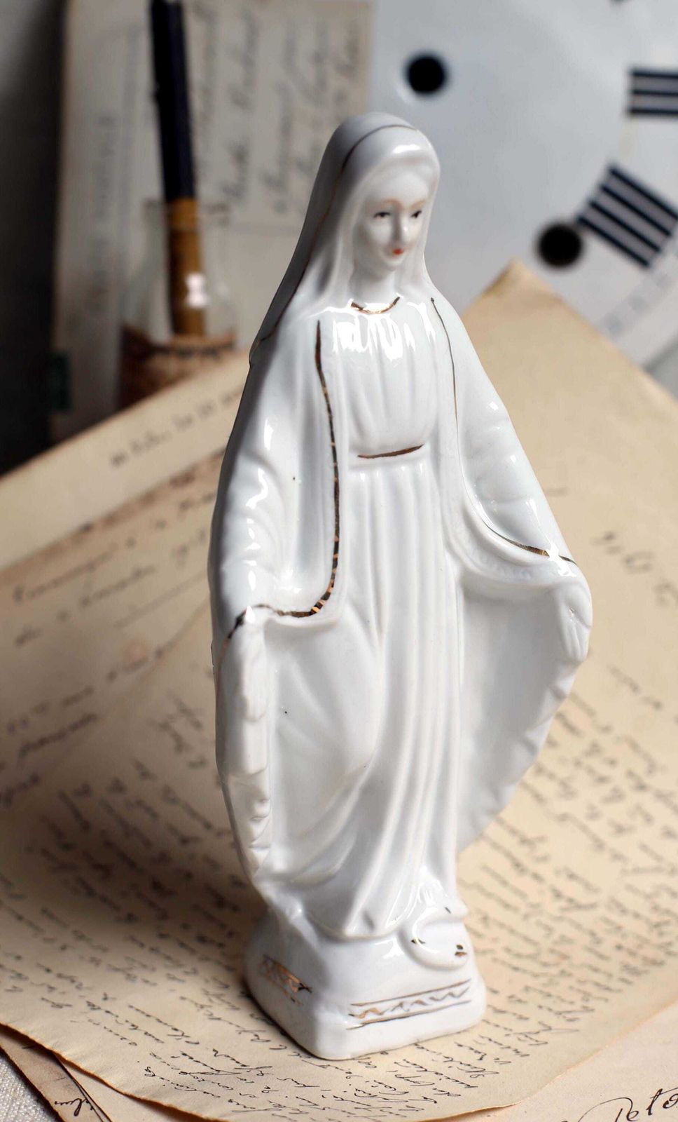 French Antique Virgin Mary Statue Porcelain Madonna Our Lady Of The Assumption Religious Statue photo furniture