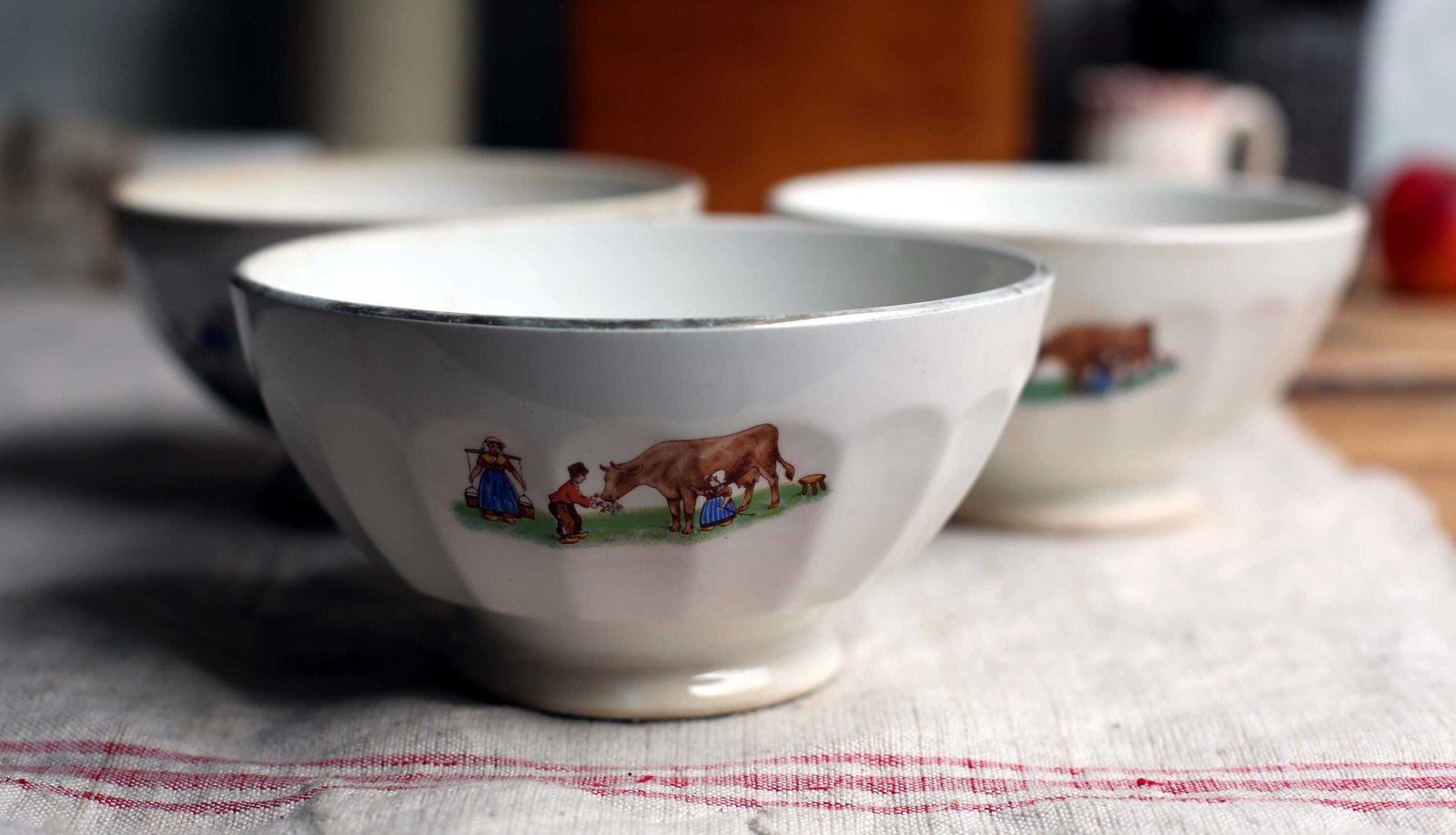 3 Antique French Cafe Au Lait Bowls Set Of Faceted Dishes Milk Maid Dairy Cows photo 92.0