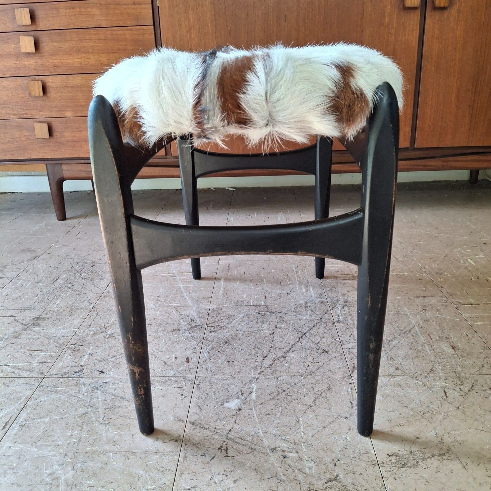 photo for sale Fab Vintage Mid Century Elliotts Of Newbury Teak Dressing Table Stool Goatskin