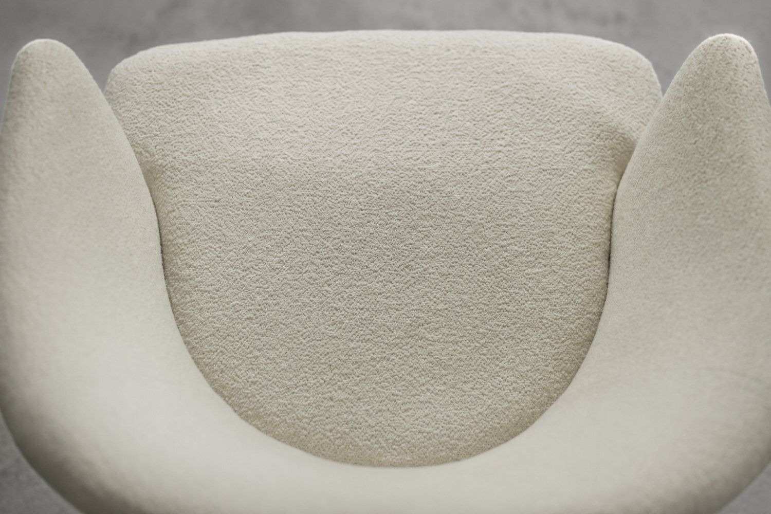 Fauteuil scandinave mid-century modern en chêne et tissu, dossier arrondi, années 1960 photo buy