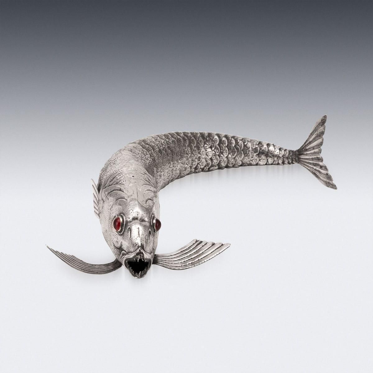 Vintage 20th Century Mexican Novelty Articulated Fish In Alpaca Silver C.1950 photo Art