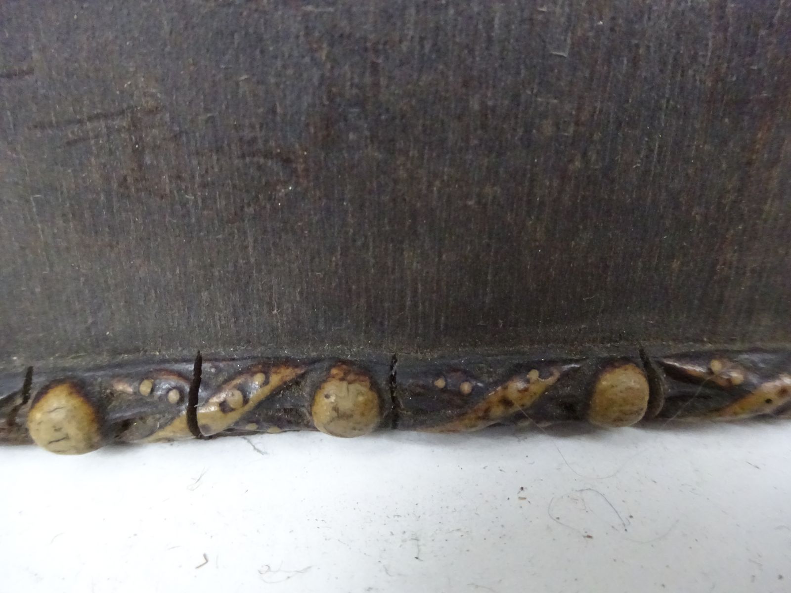 photo vintage Reclaimed Late 1800s Arts & Crafts Frame, Original Glass, For Restoration