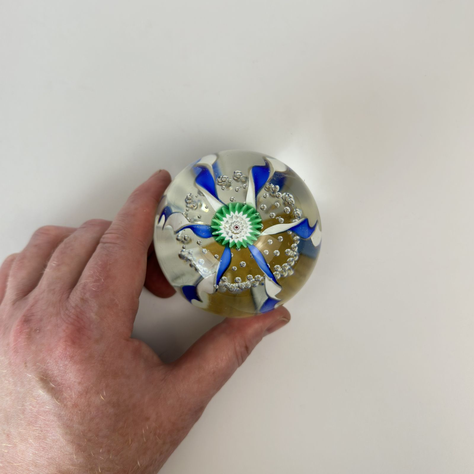 Murano Glass Paperweight, Fratelli Toso Bullicante Murrine Sphere, Italian 1960s photo 200.0