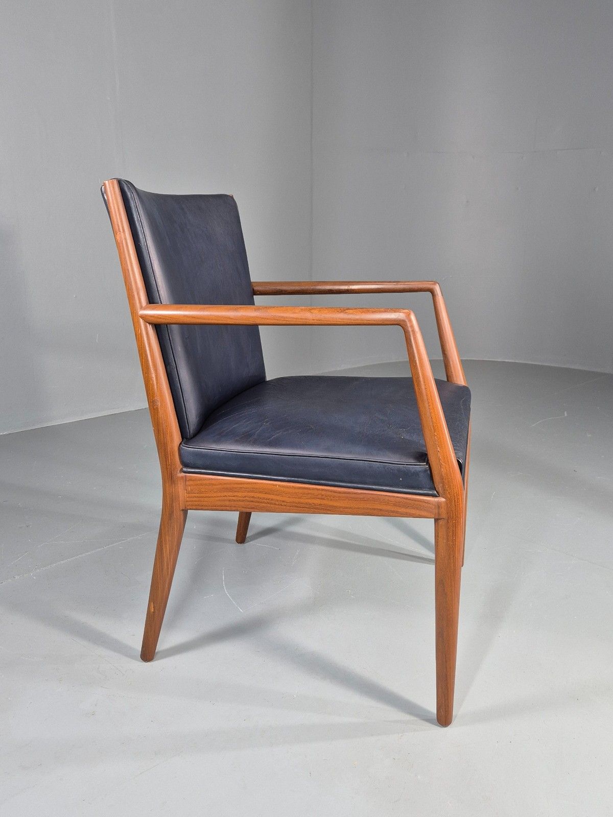 photo furniture Vintage Mid Century Teak Armchair Blue Leather 1960s Retro  Eb11909