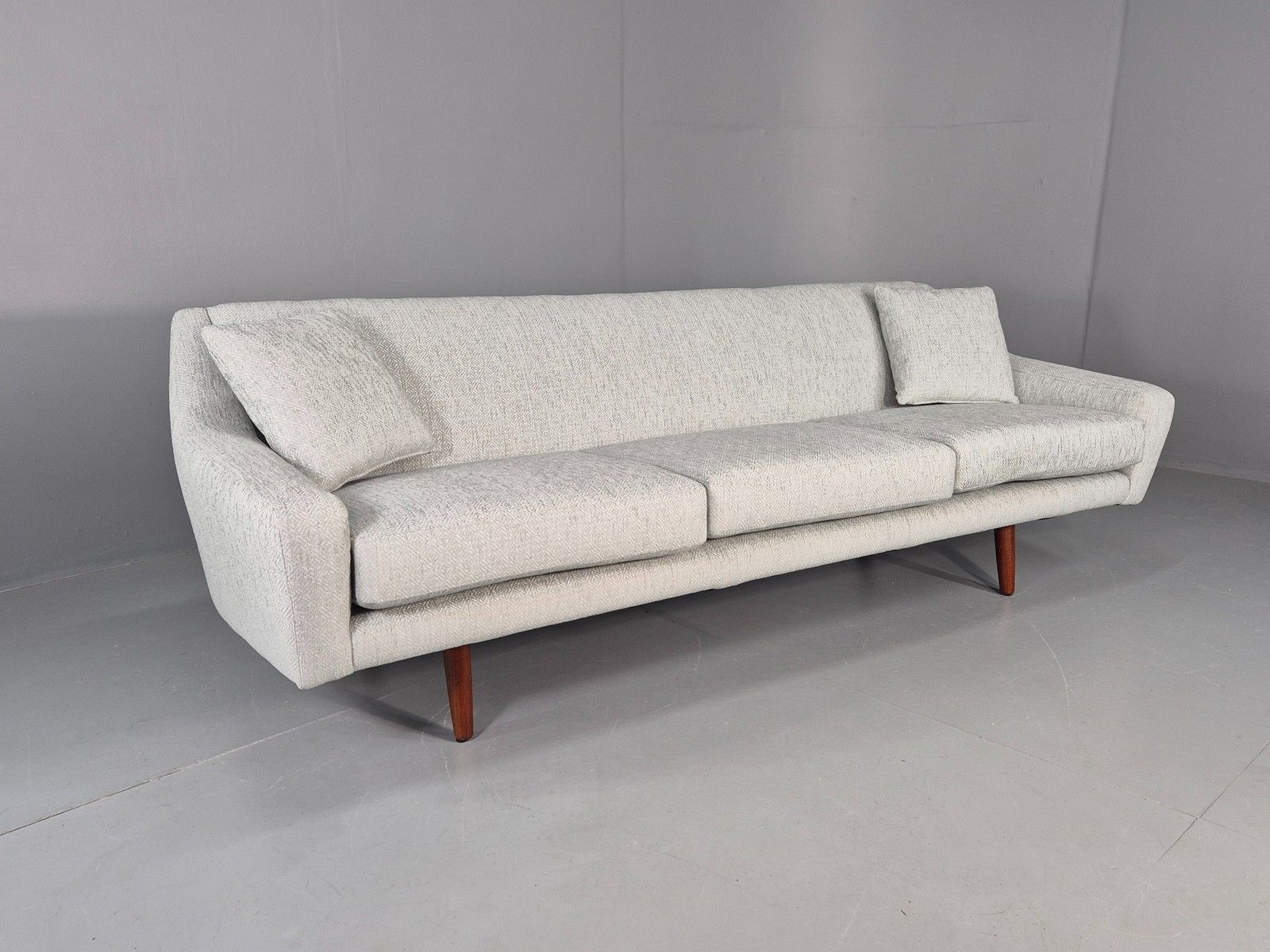 Vintage Mid Century 3 Seat Sofa New Upholstery Teak Legs 1960s Eb12169