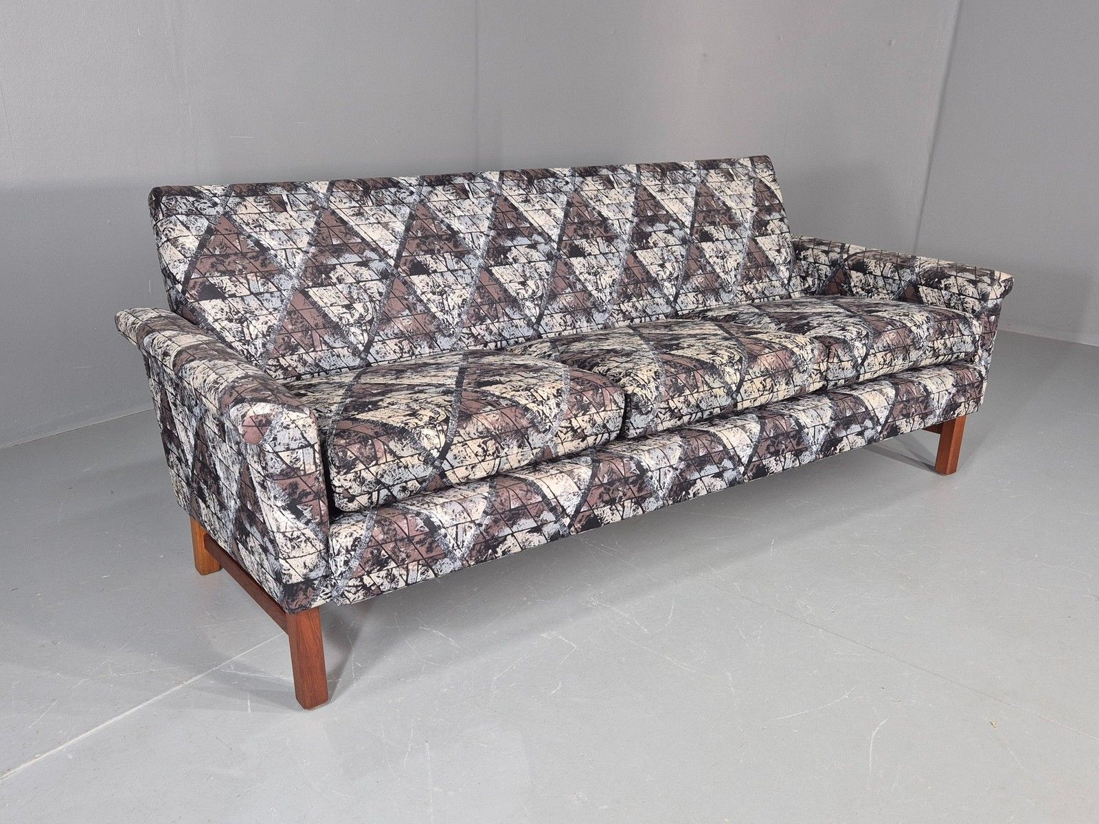 Vintage Mid Century Modern 3 Seater Sofa Swedish Abstract Fabric 1960s Eb11077
