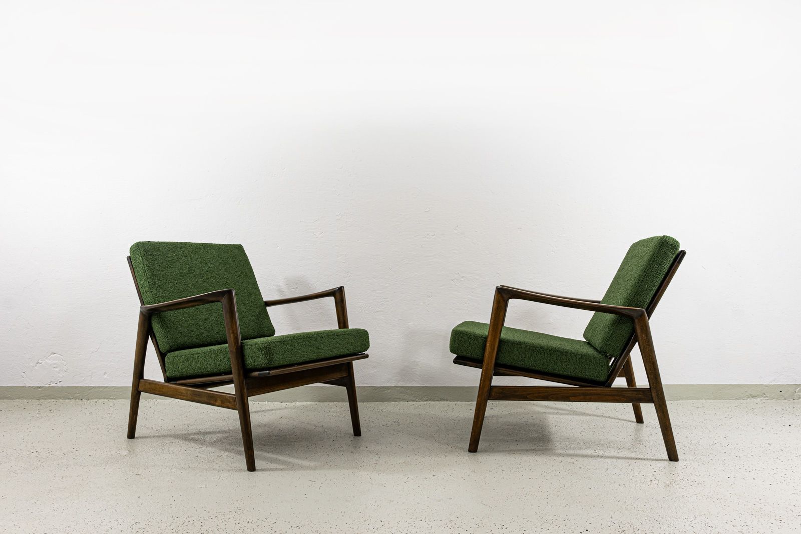 Pair Of Mid Century Armchairs Type 300 139, Poland, 1960s photo buy