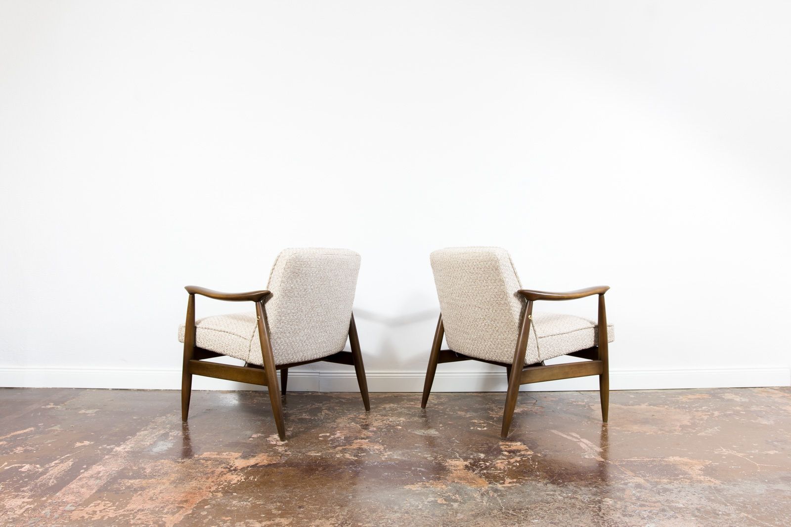 Mid-Century fauteuils van Juliusz Kędziorek, Polen, jaren 1960, set van 2 photo Meubels