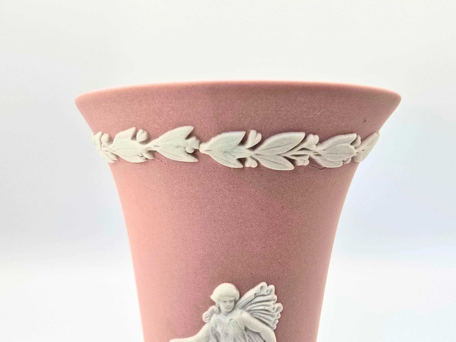 60.0 Wedgwood Pink Jasperware Small Vase   Dancing Woman Floral Border Bud Vase   Rare photo