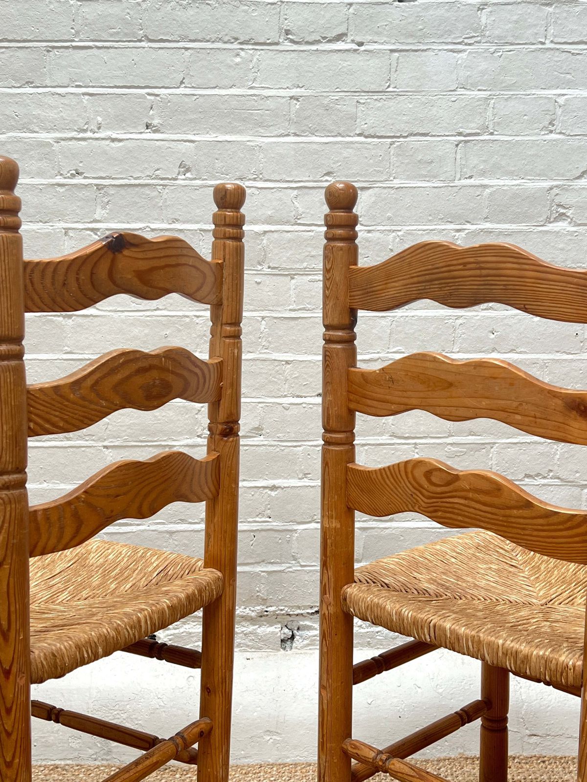 Set Of Six Rush Pine Wood Ladder Back Farmhouse Dining Chairs photo furniture