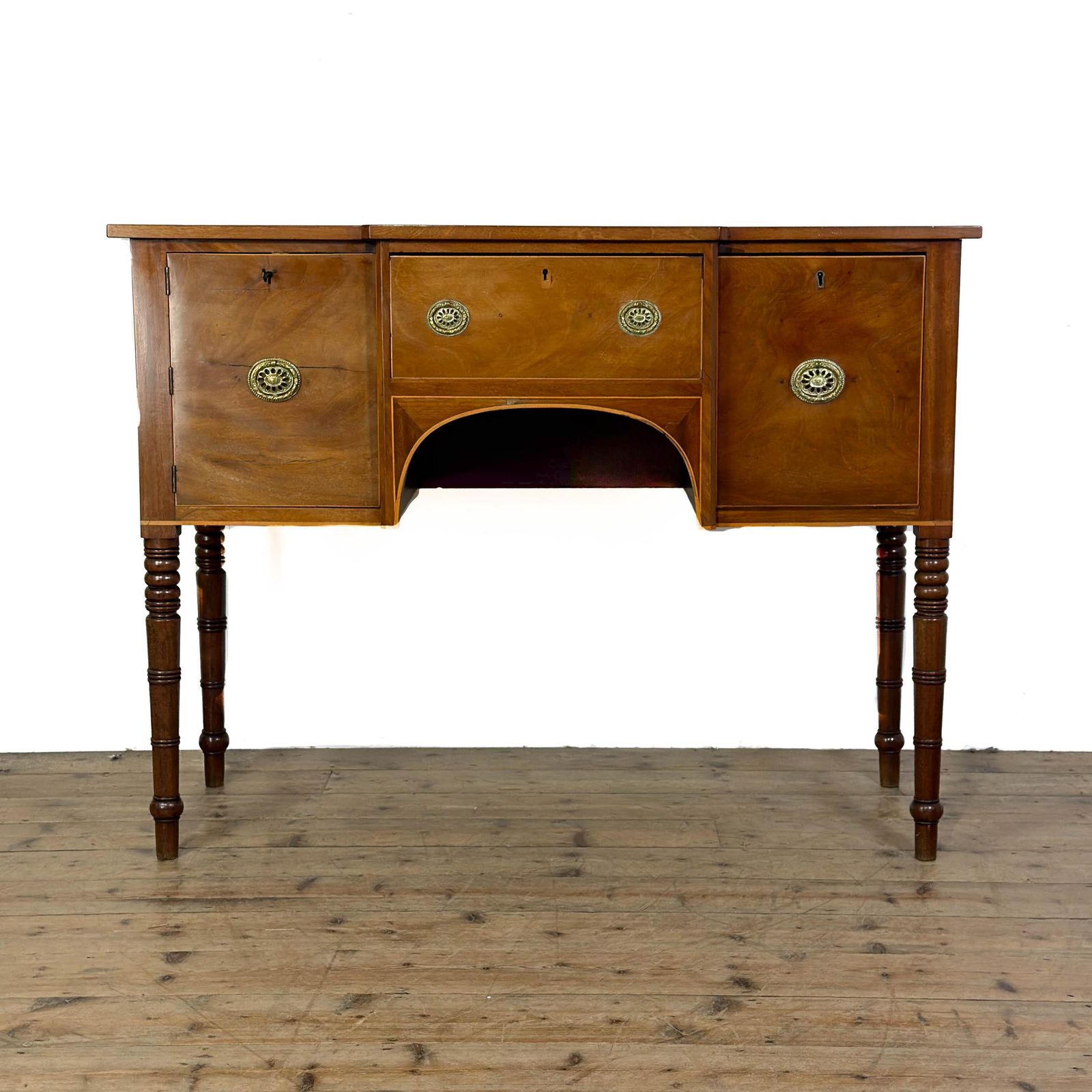 Antique Georgian Mahogany Sideboard | Antique Furniture | Antique | Antique Storage | Antique Sideboard (M 6885)