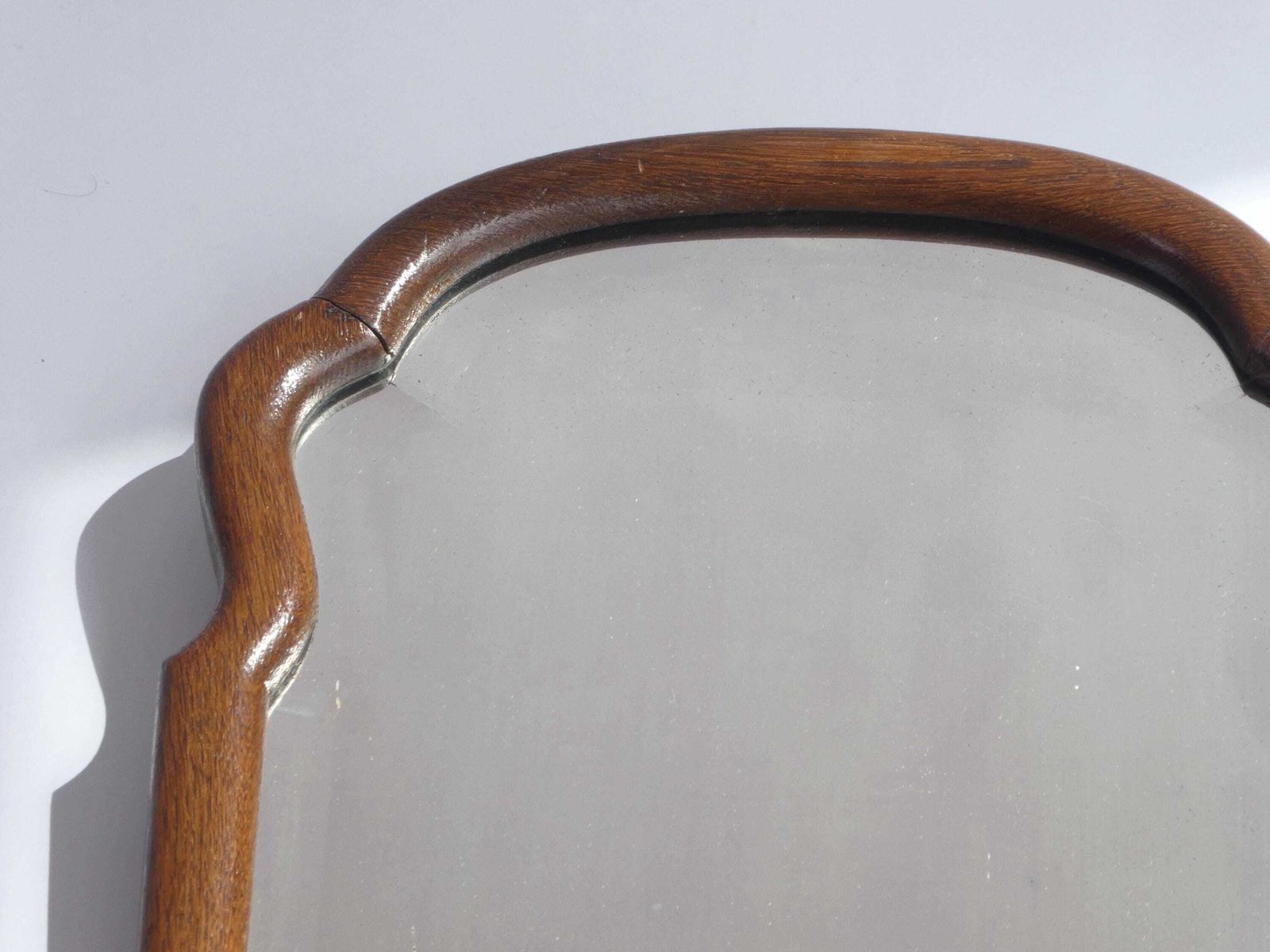 Antique Dutch Scalloped Beveled Mirror, Wooden Arched Wall Mirror, Farmhouse Decor photo vinterior