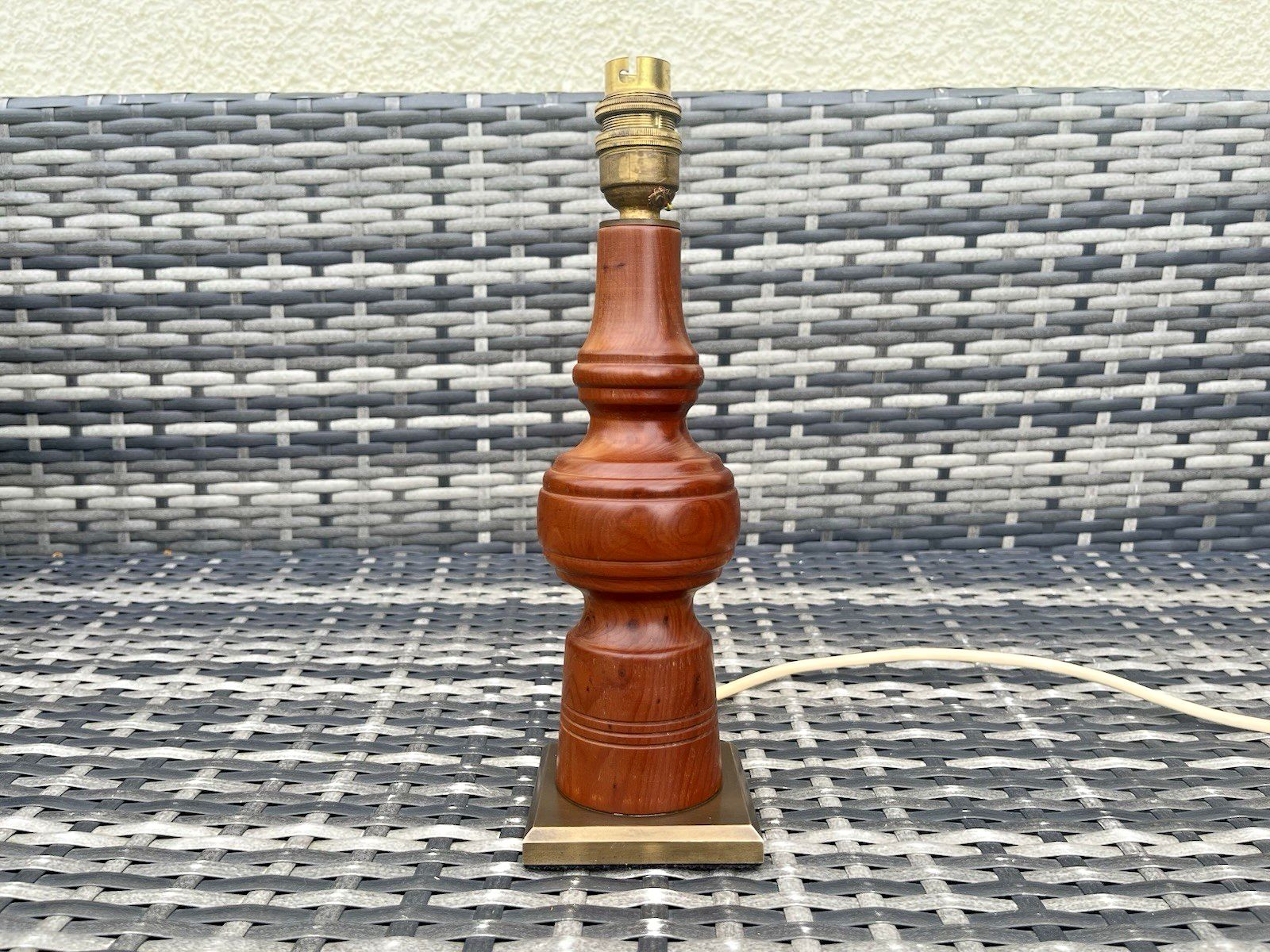 110.0 Mid Century Turned Teak Hooped Table Lamp Desk Light Vintage Scandi 60's 70's photo